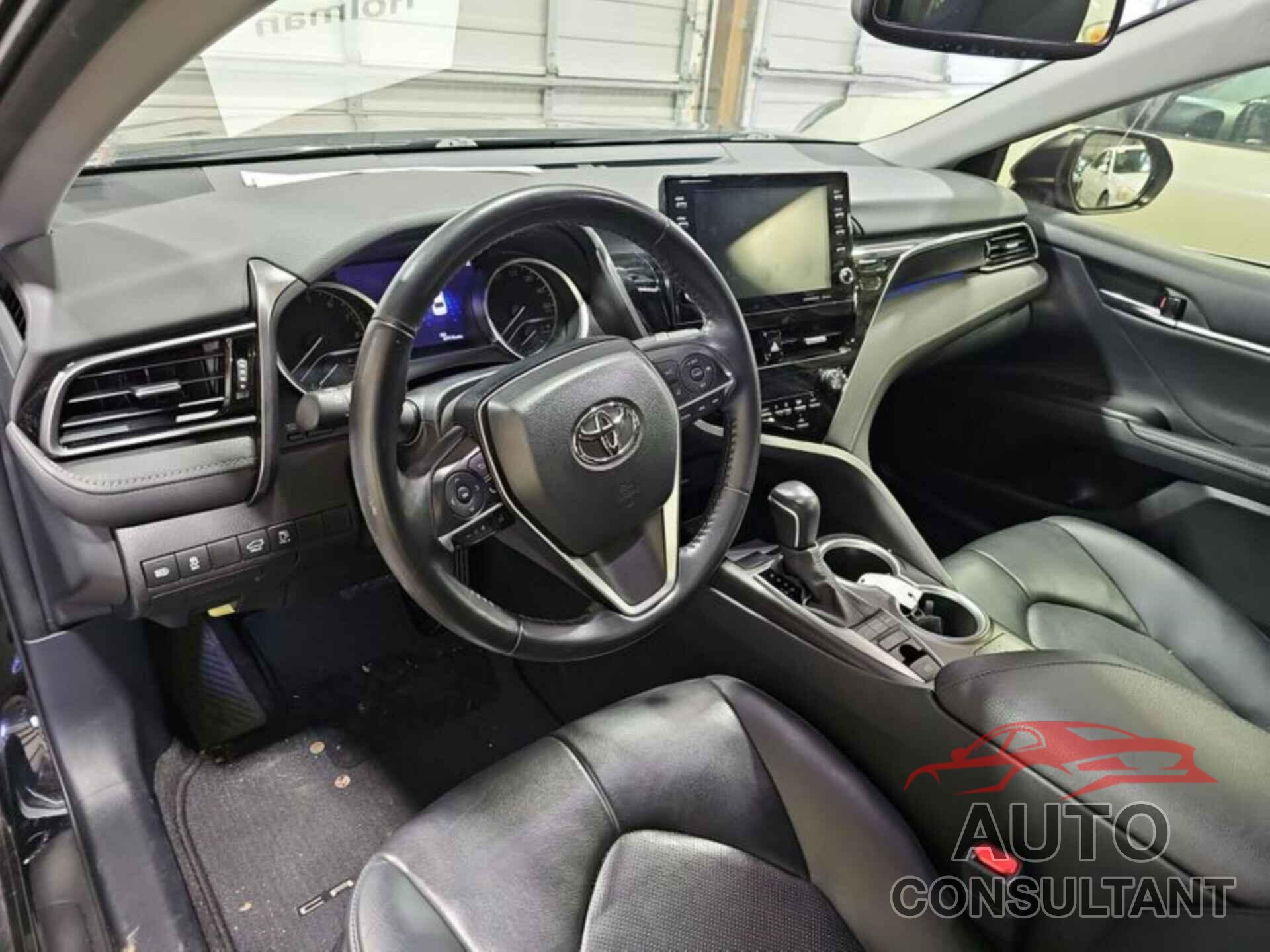 TOYOTA CAMRY 2021 - 4T1F11AK2MU550145