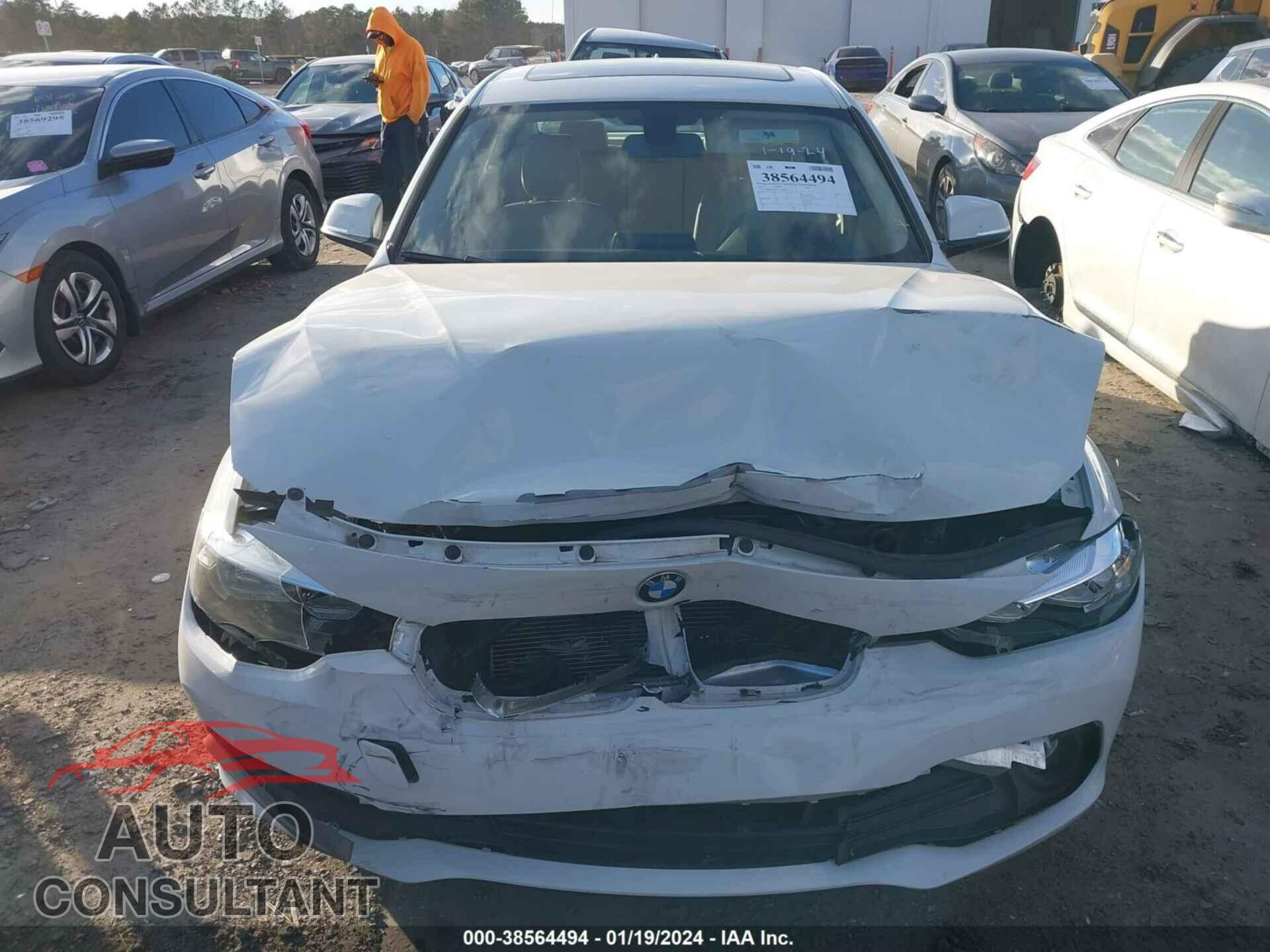 BMW 320 2016 - WBA8E5G56GNU20844