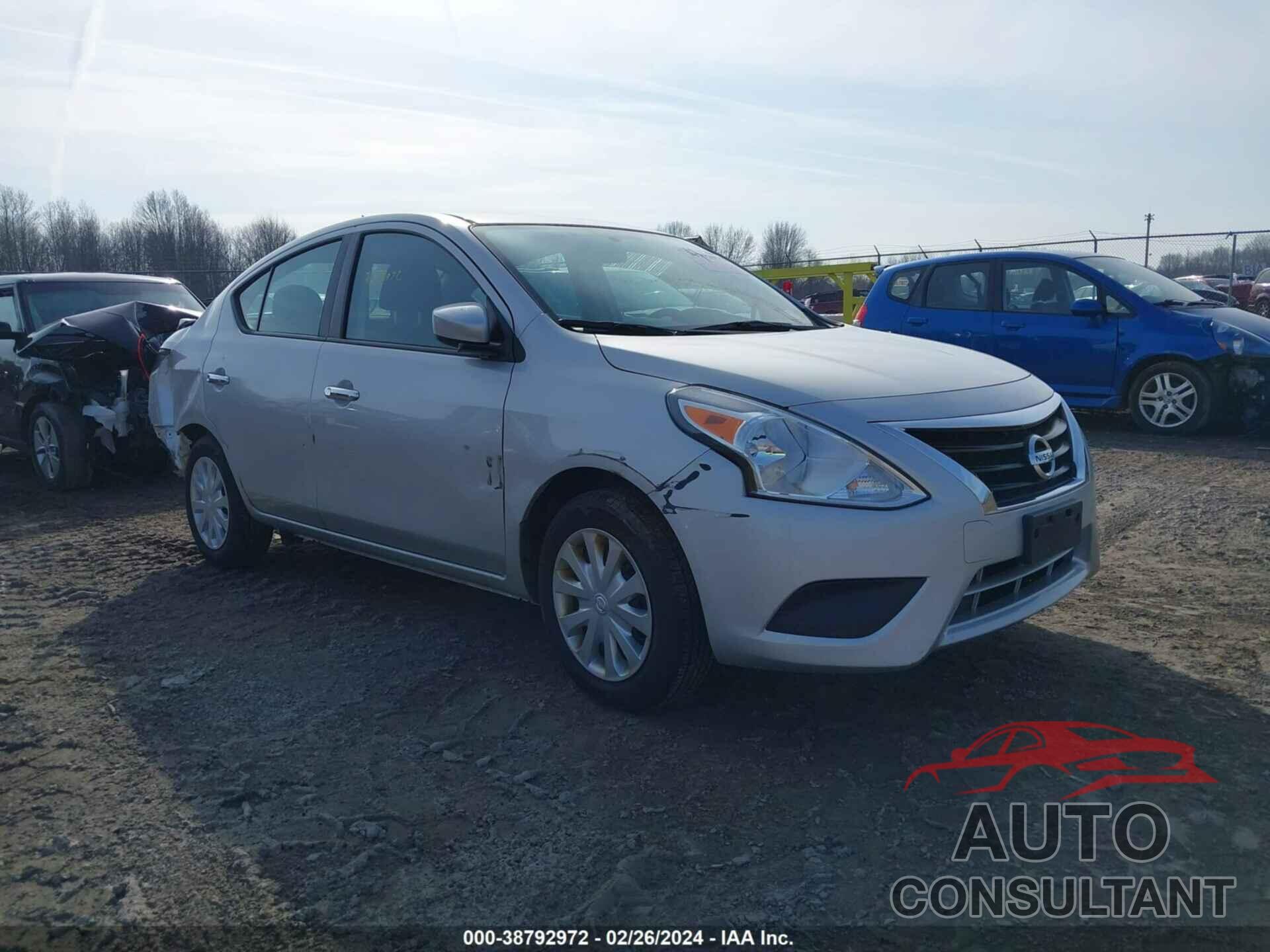 NISSAN VERSA 2018 - 3N1CN7AP3JL866835