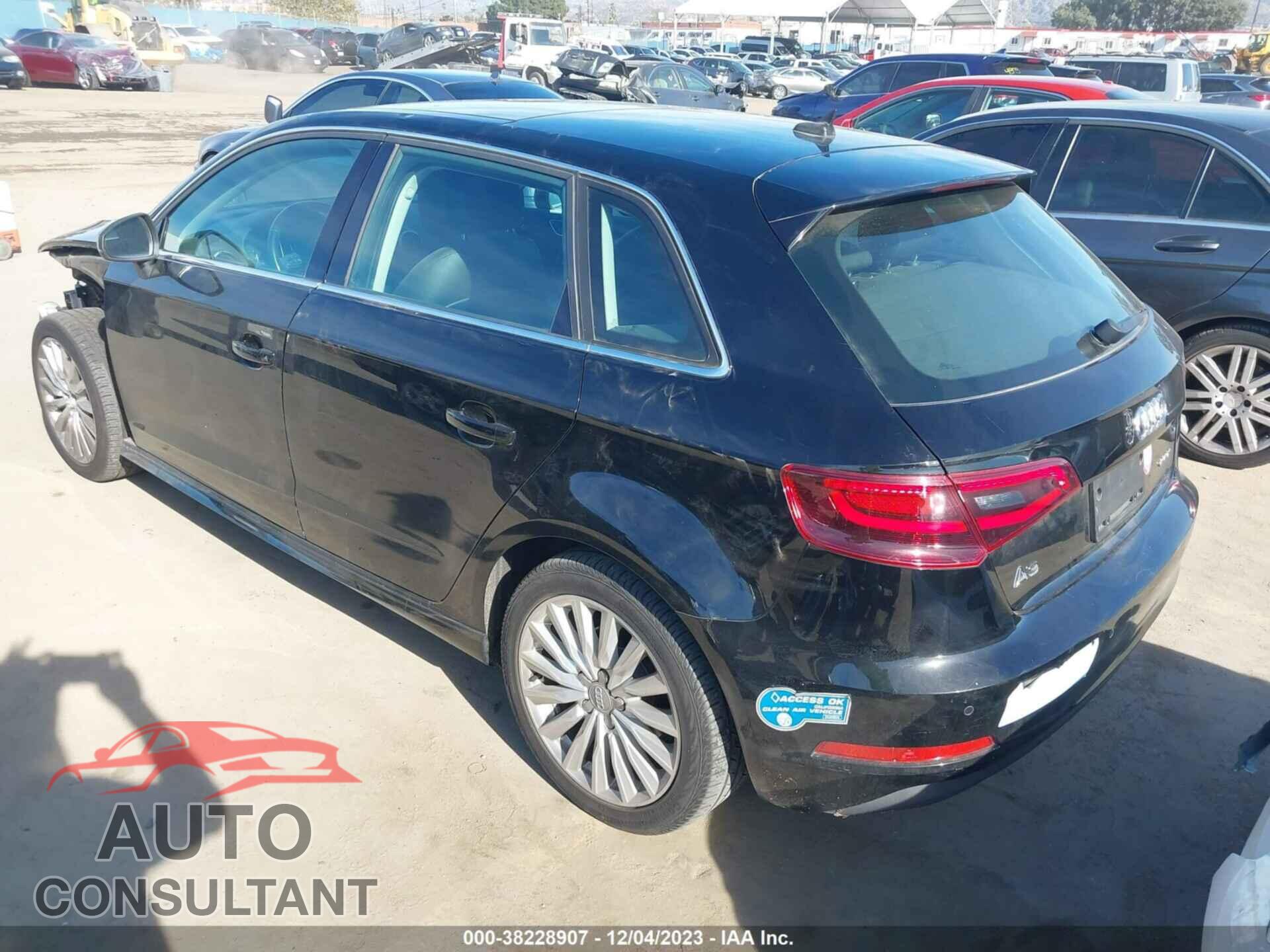 AUDI A3 E-TRON 2016 - WAUTPBFF4GA100734