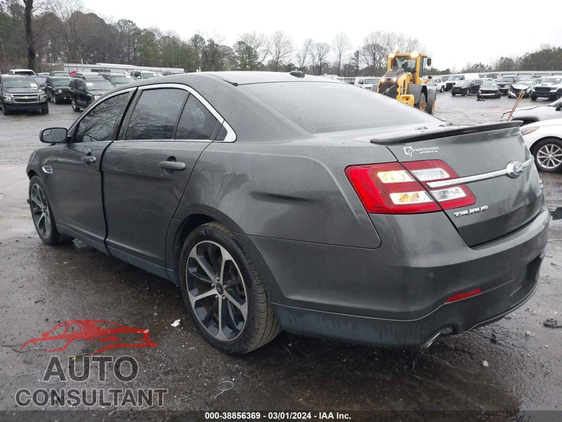 FORD TAURUS 2018 - 1FAHP2H82JG100068