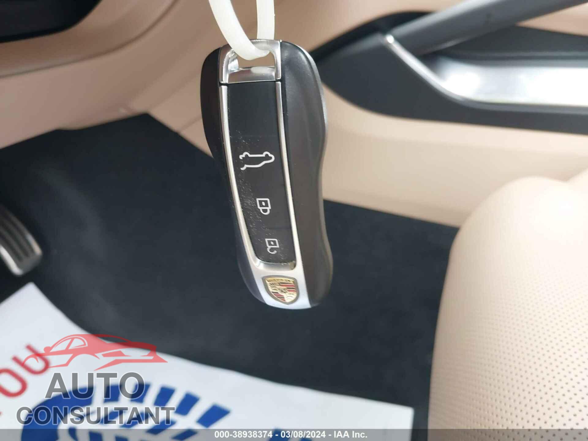 PORSCHE CAYENNE 2019 - WP1AF2AY0KDA81644