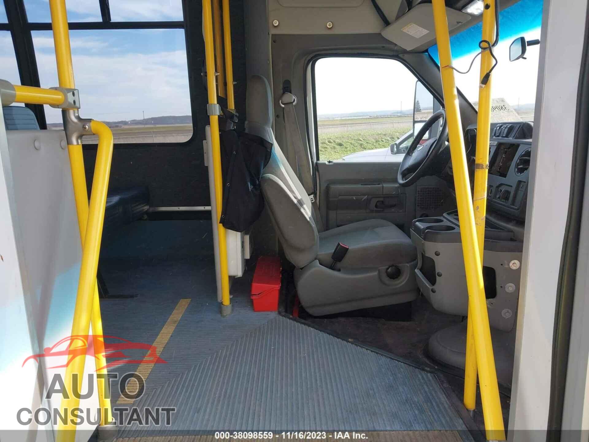 FORD E-450 CUTAWAY 2016 - 1FDFE4FS3GDC49127
