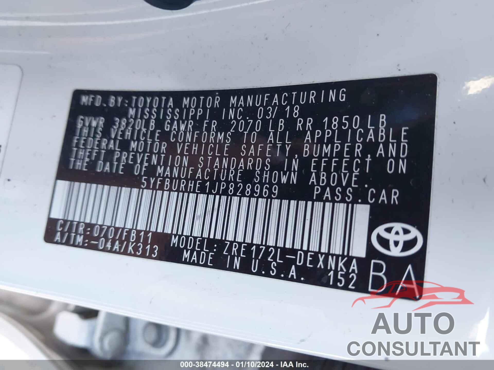 TOYOTA COROLLA 2018 - 5YFBURHE1JP828969