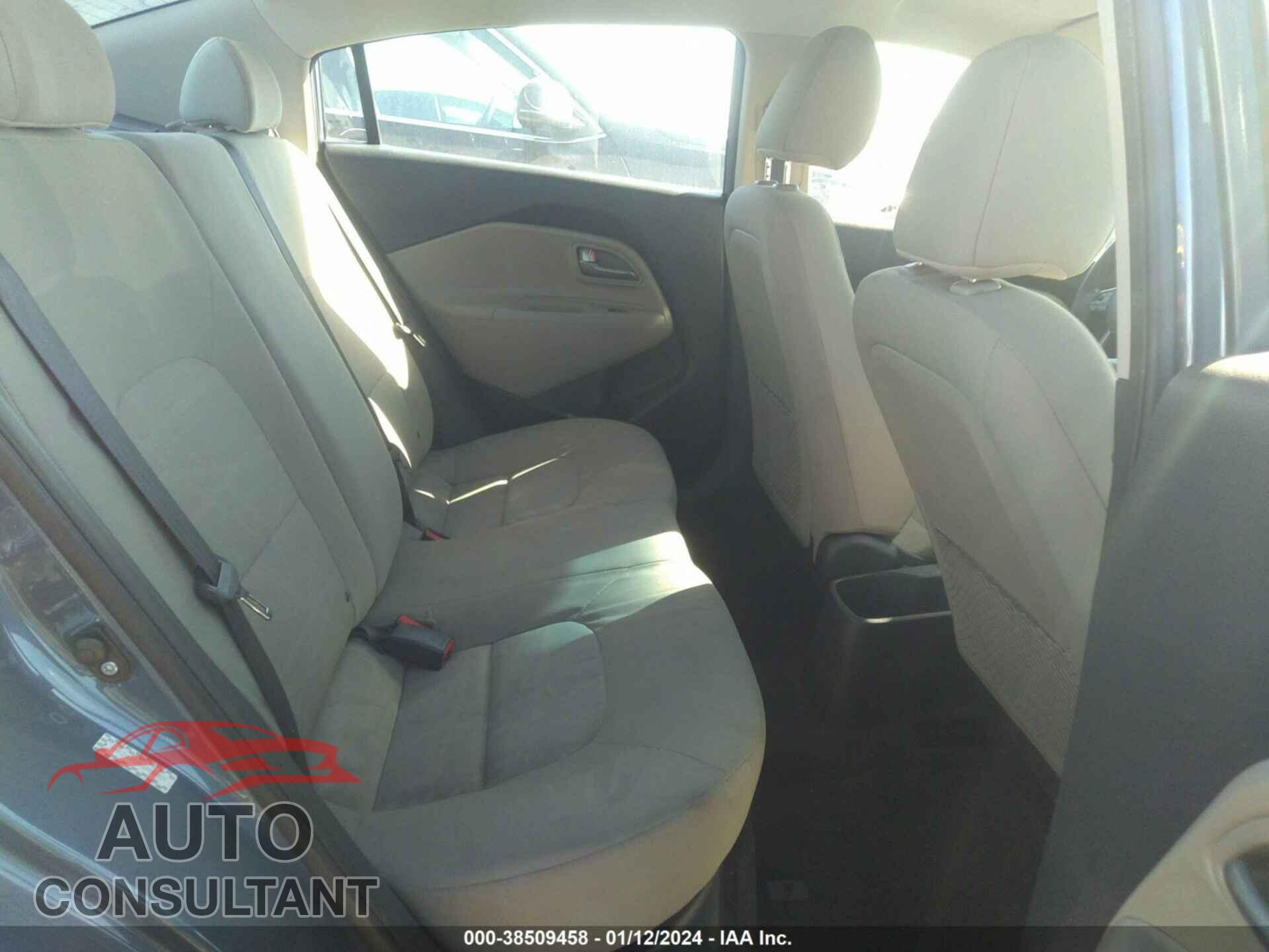 KIA RIO 2016 - KNADM4A39G6589320