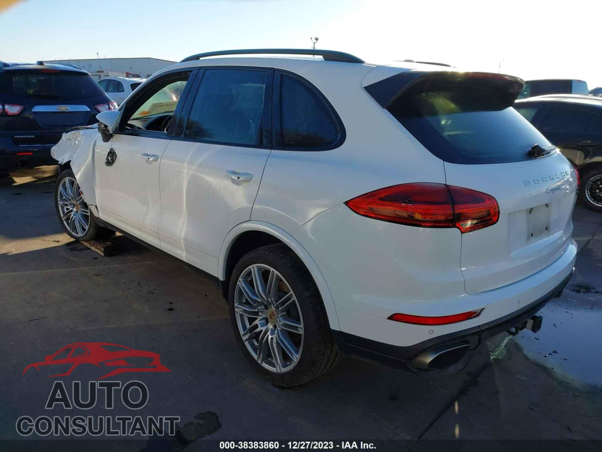 PORSCHE CAYENNE 2018 - WP1AA2A25JKA06474