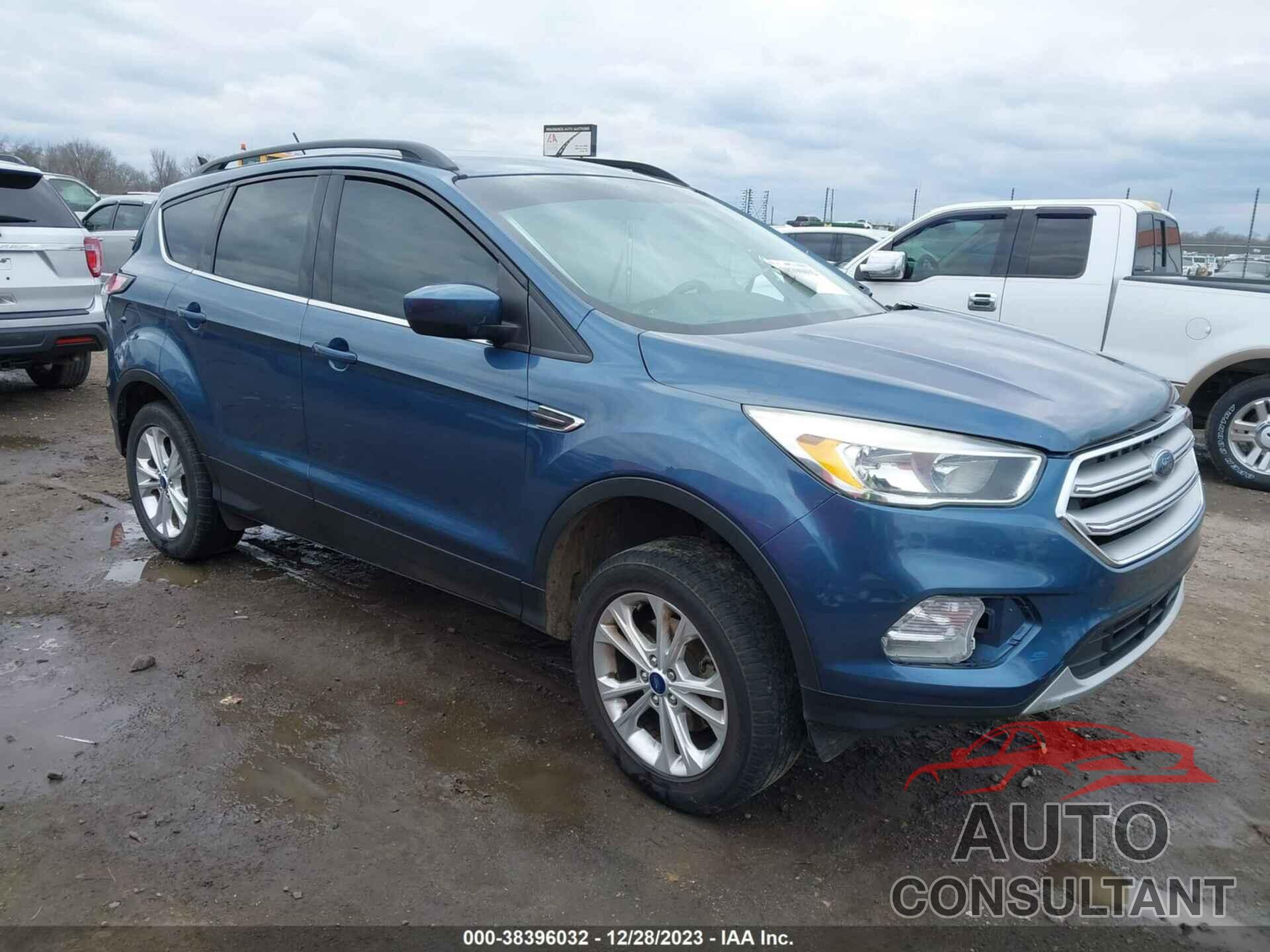 FORD ESCAPE 2018 - 1FMCU0GD2JUA21660