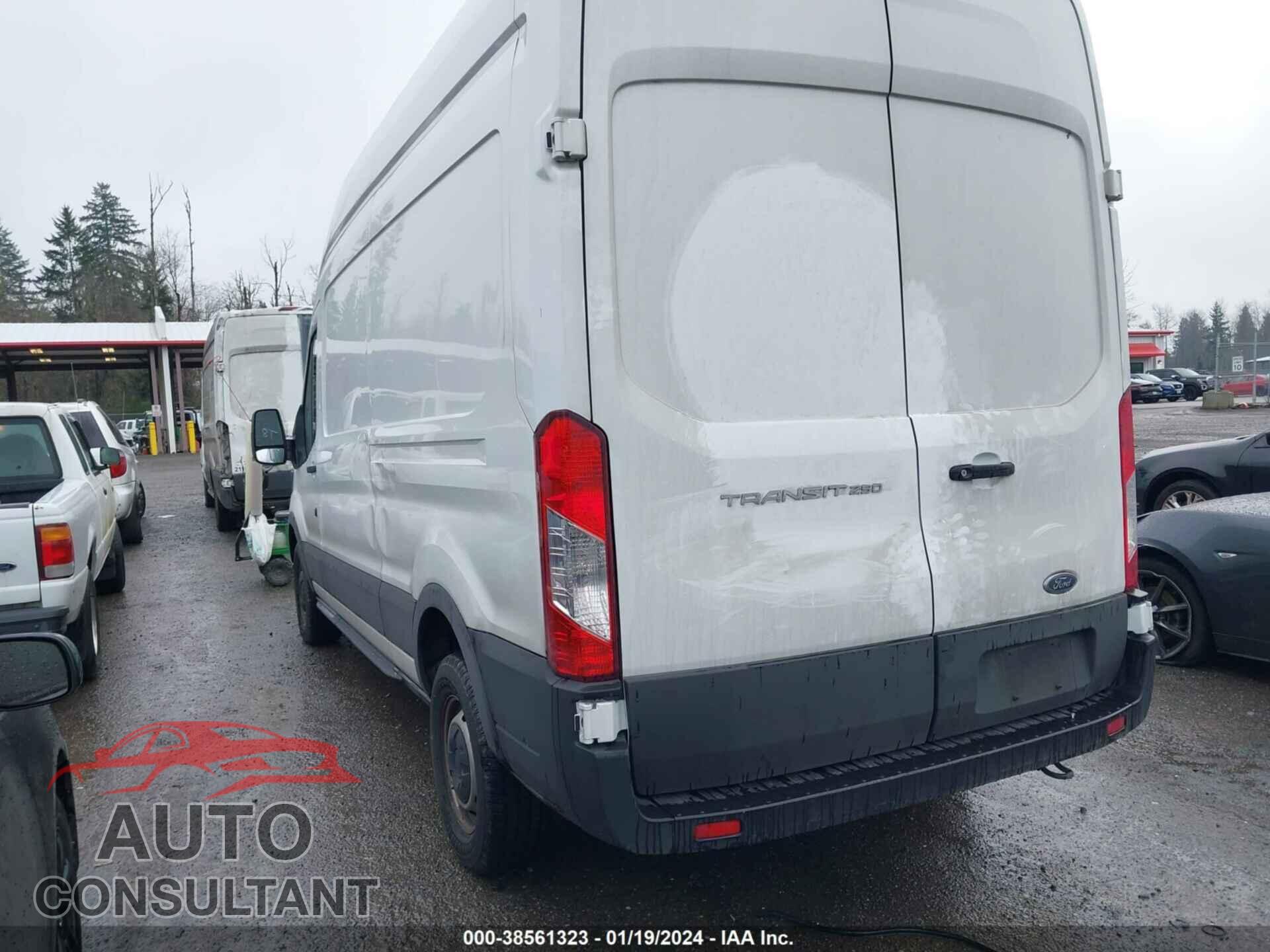 FORD TRANSIT 2023 - 1FTBR1X8XPKA12249