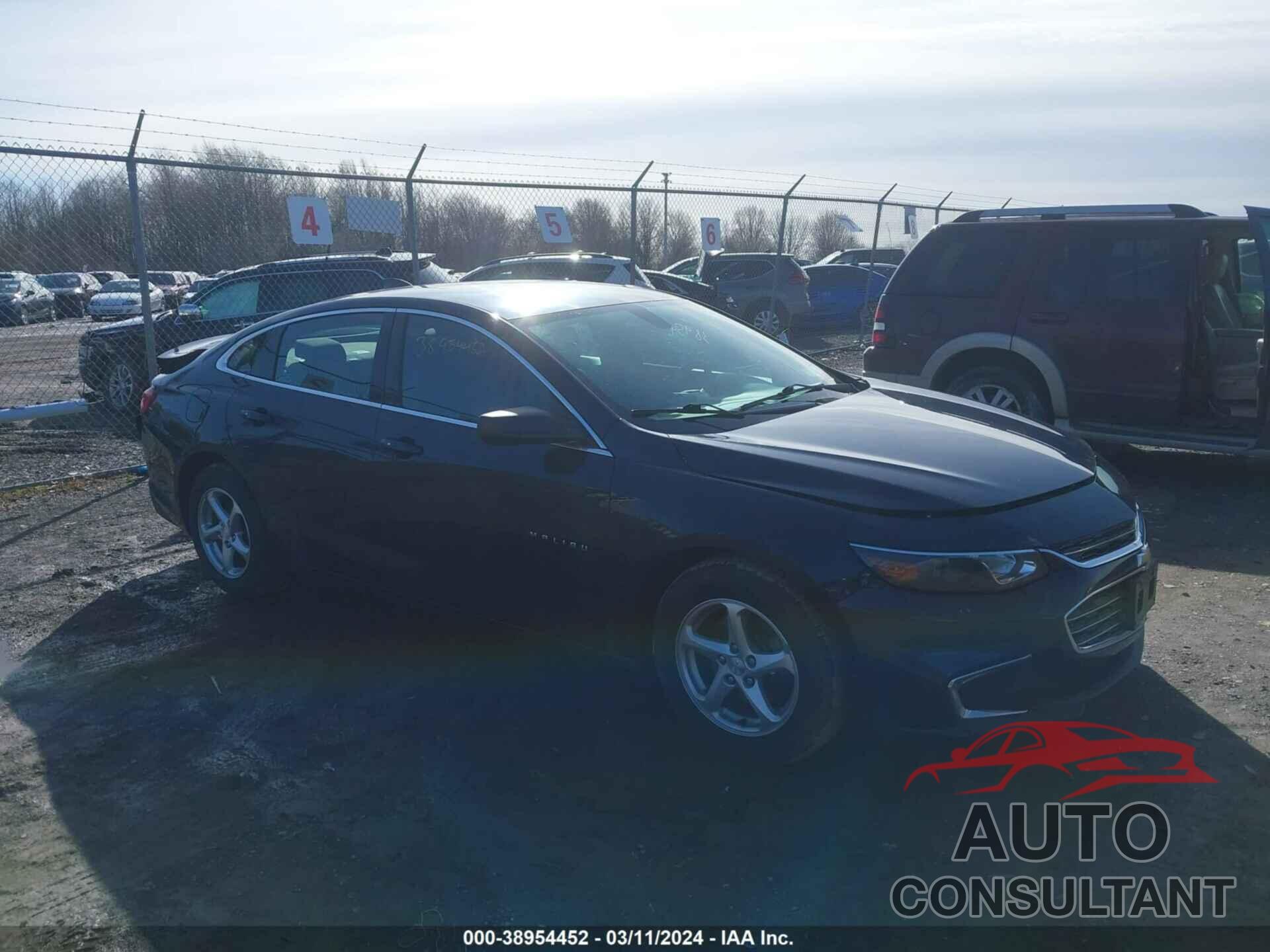 CHEVROLET MALIBU 2017 - 1G1ZC5ST0HF262248