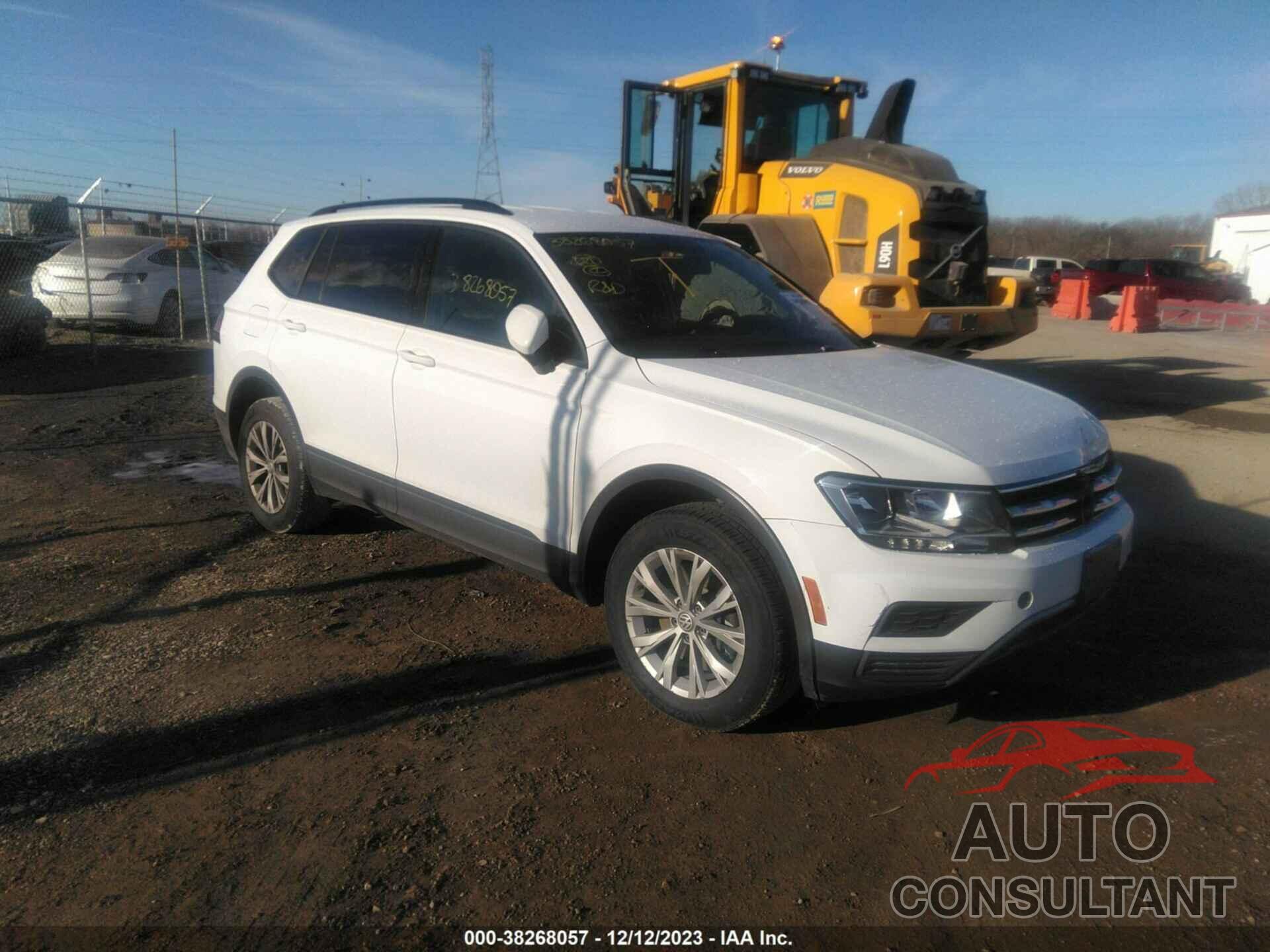 VOLKSWAGEN TIGUAN 2018 - 3VV0B7AX0JM074467