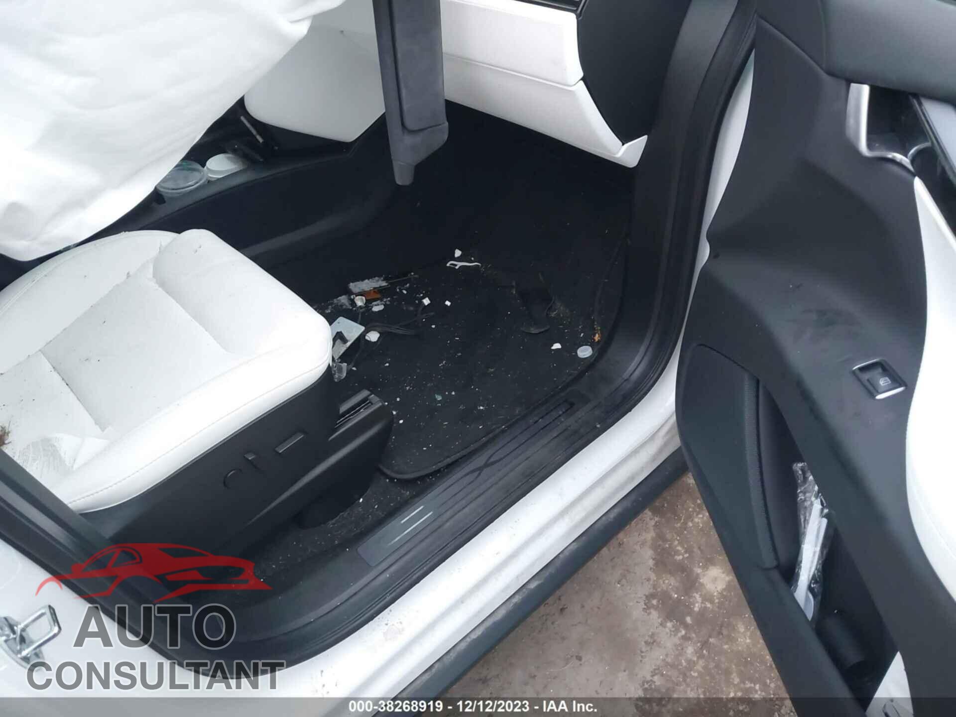 TESLA MODEL X 2021 - 5YJXCDE24MS320372