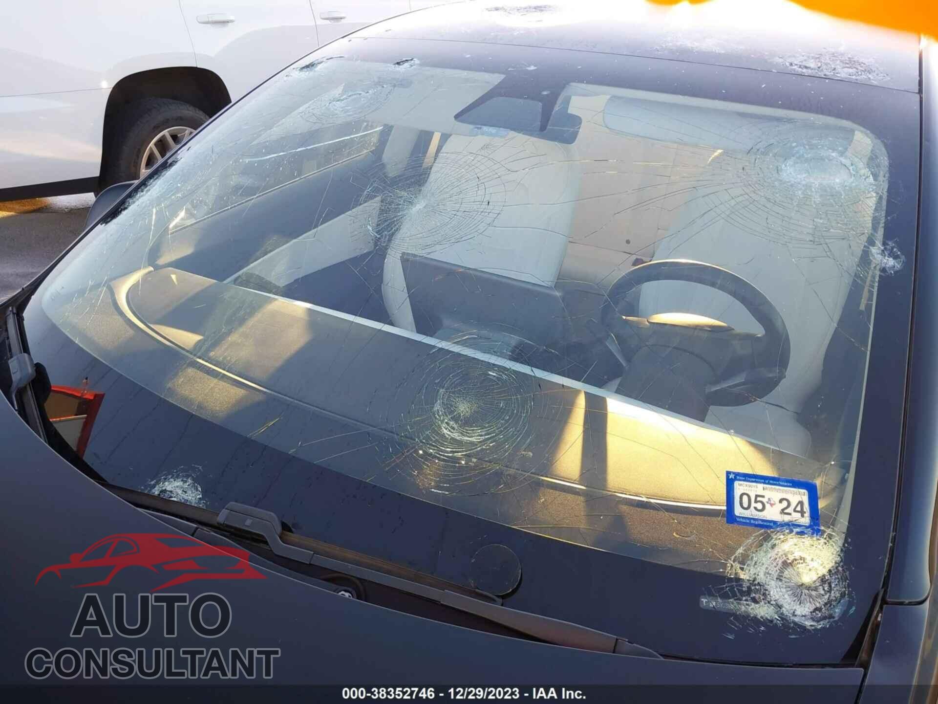 TESLA MODEL 3 2019 - 5YJ3E1EA8KF332150