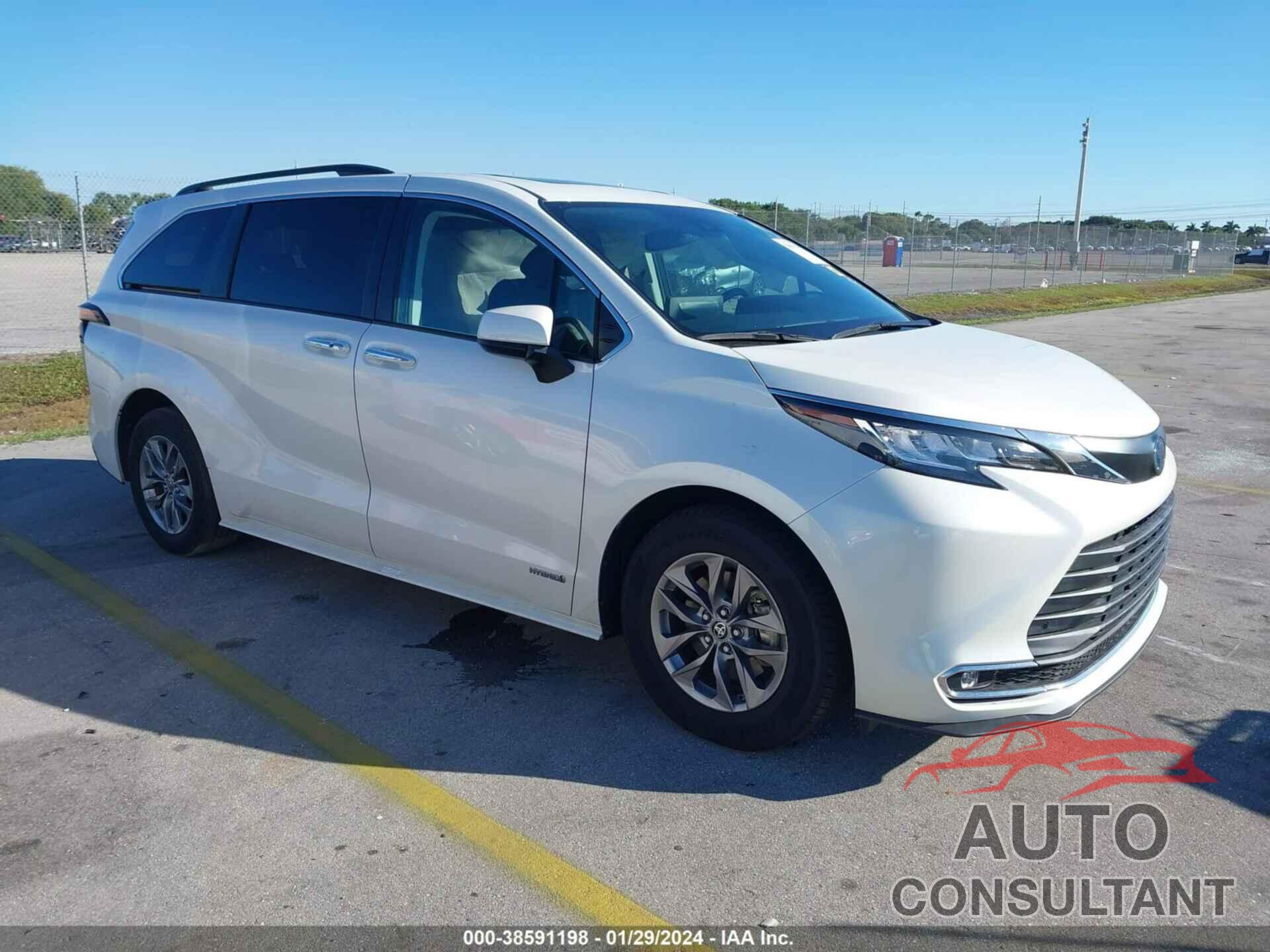 TOYOTA SIENNA 2021 - 5TDYRKEC0MS034112