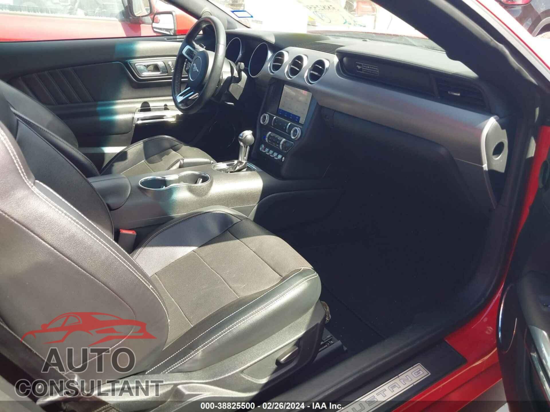 FORD MUSTANG 2020 - 1FATP8UH8L5143203