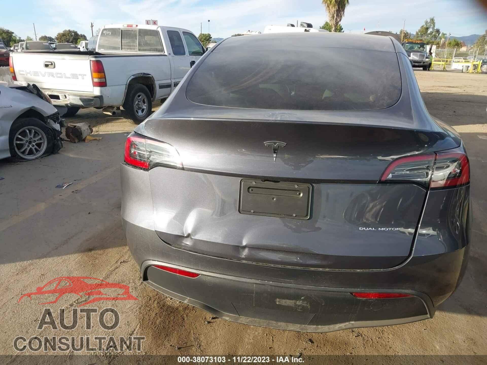 TESLA MODEL Y 2023 - 7SAYGDEEXPF857497