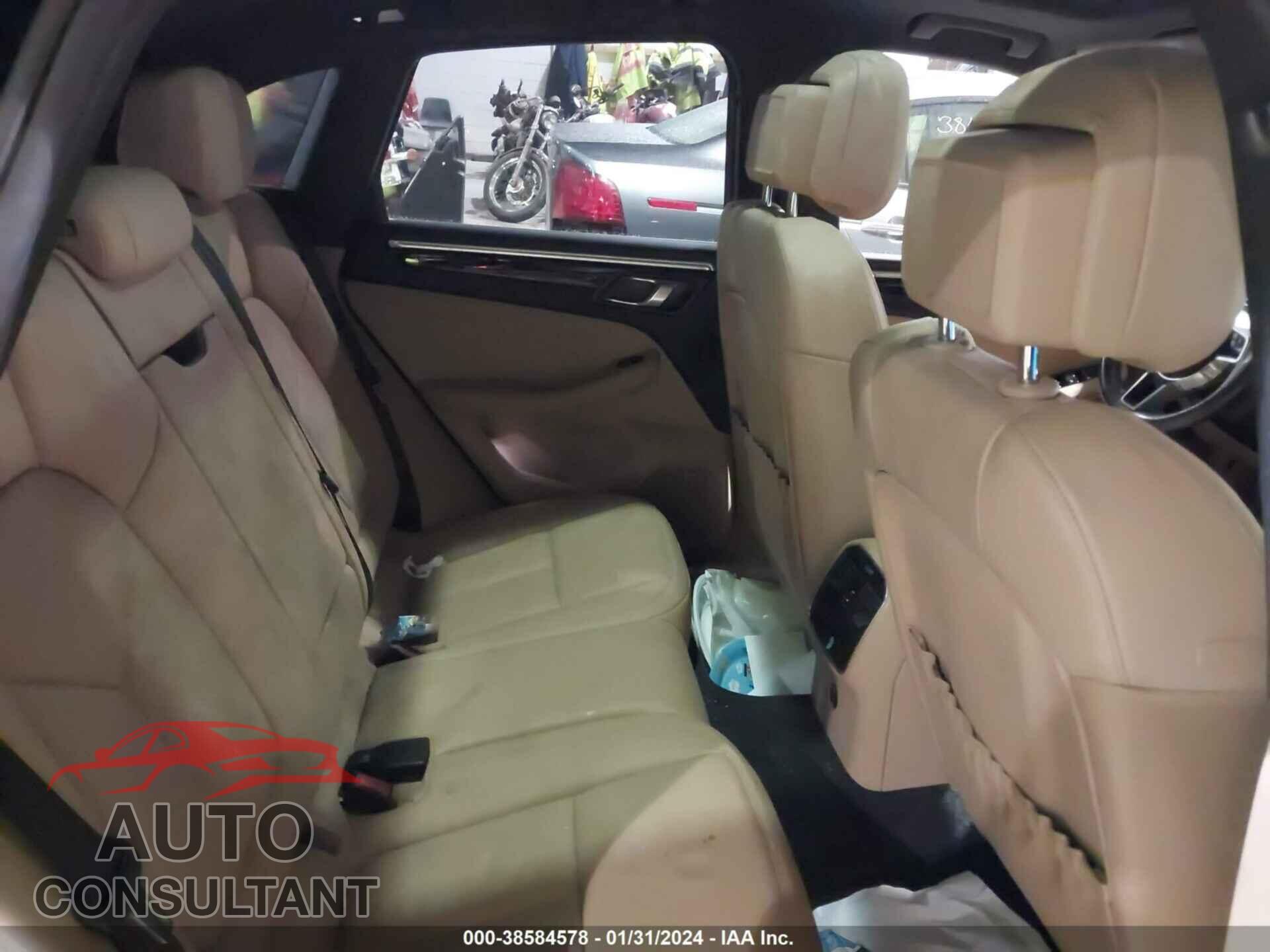 PORSCHE MACAN 2021 - WP1AA2A56MLB05443