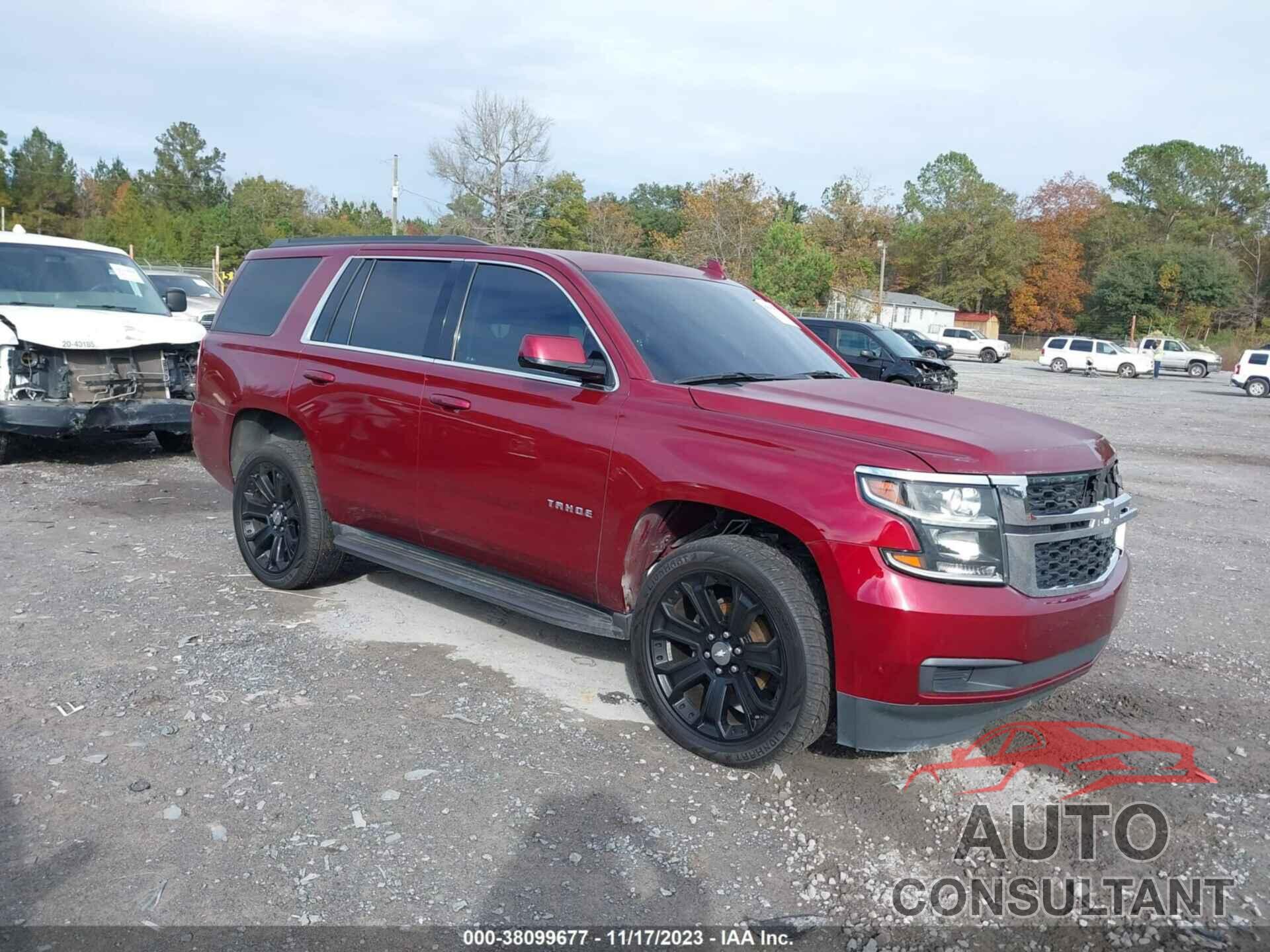 CHEVROLET TAHOE 2017 - 1GNSKAKC2HR229648