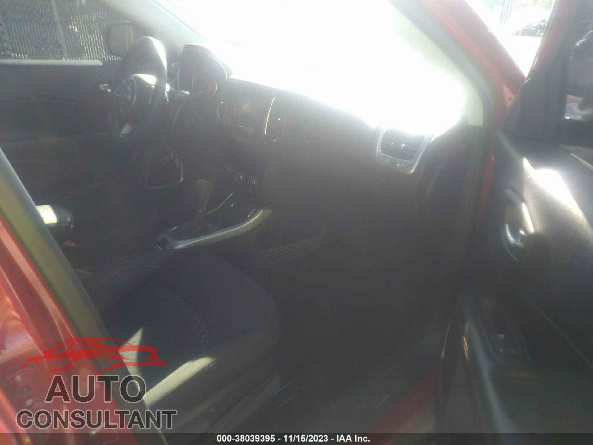 JEEP COMPASS 2018 - 3C4NJDAB2JT210033