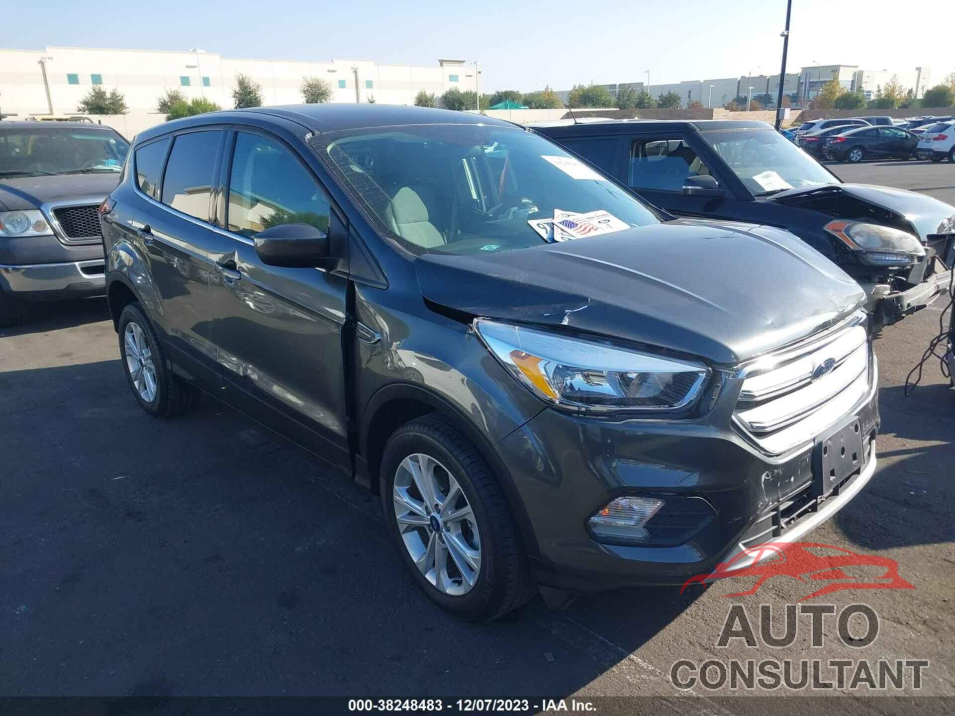 FORD ESCAPE 2019 - 1FMCU0GD1KUA55011
