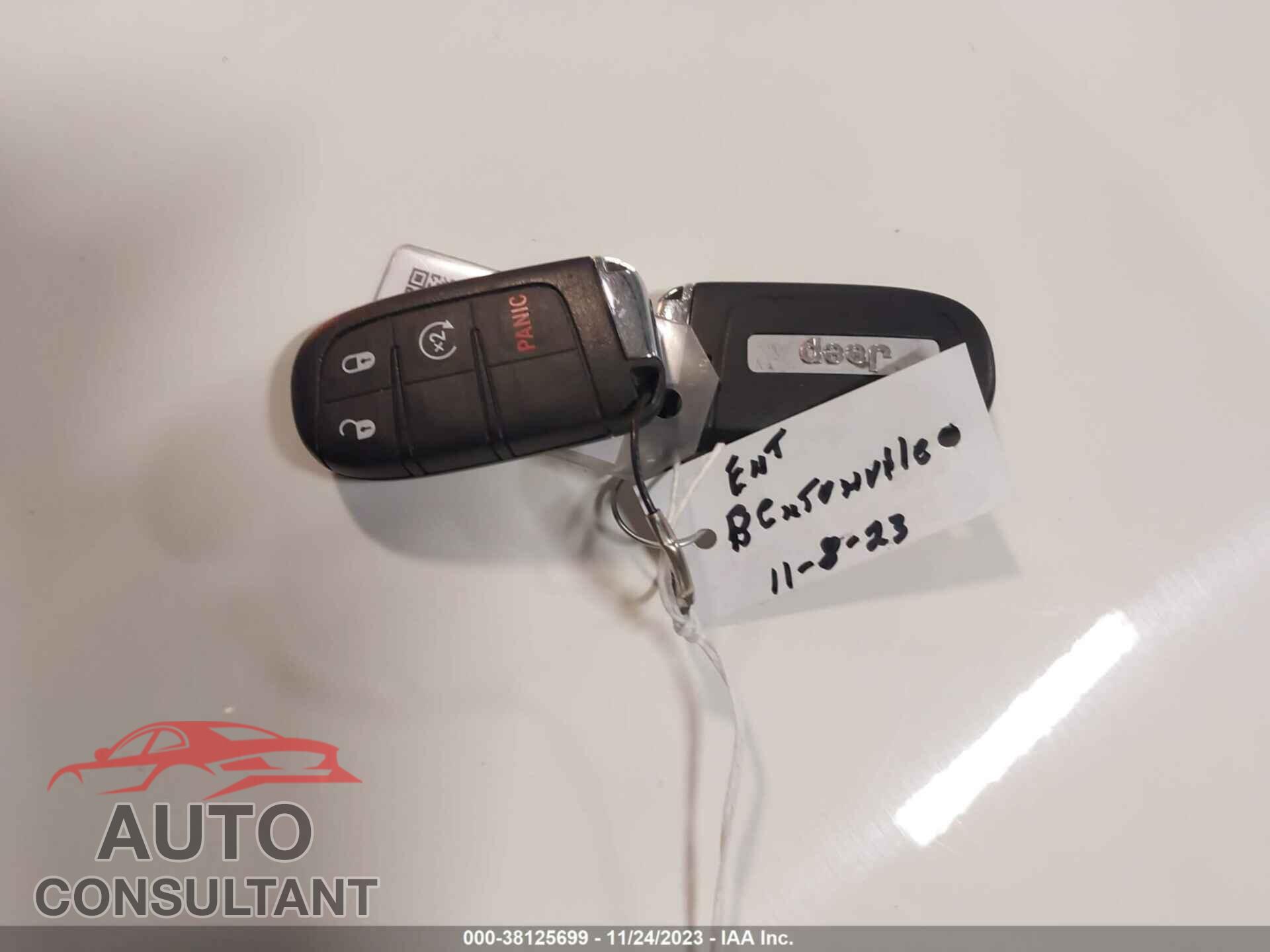 JEEP COMPASS 2019 - 3C4NJDCB4KT683155