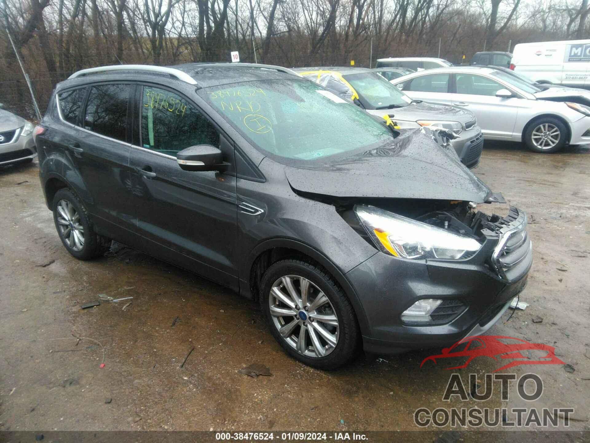 FORD ESCAPE 2017 - 1FMCU0JD1HUD82736