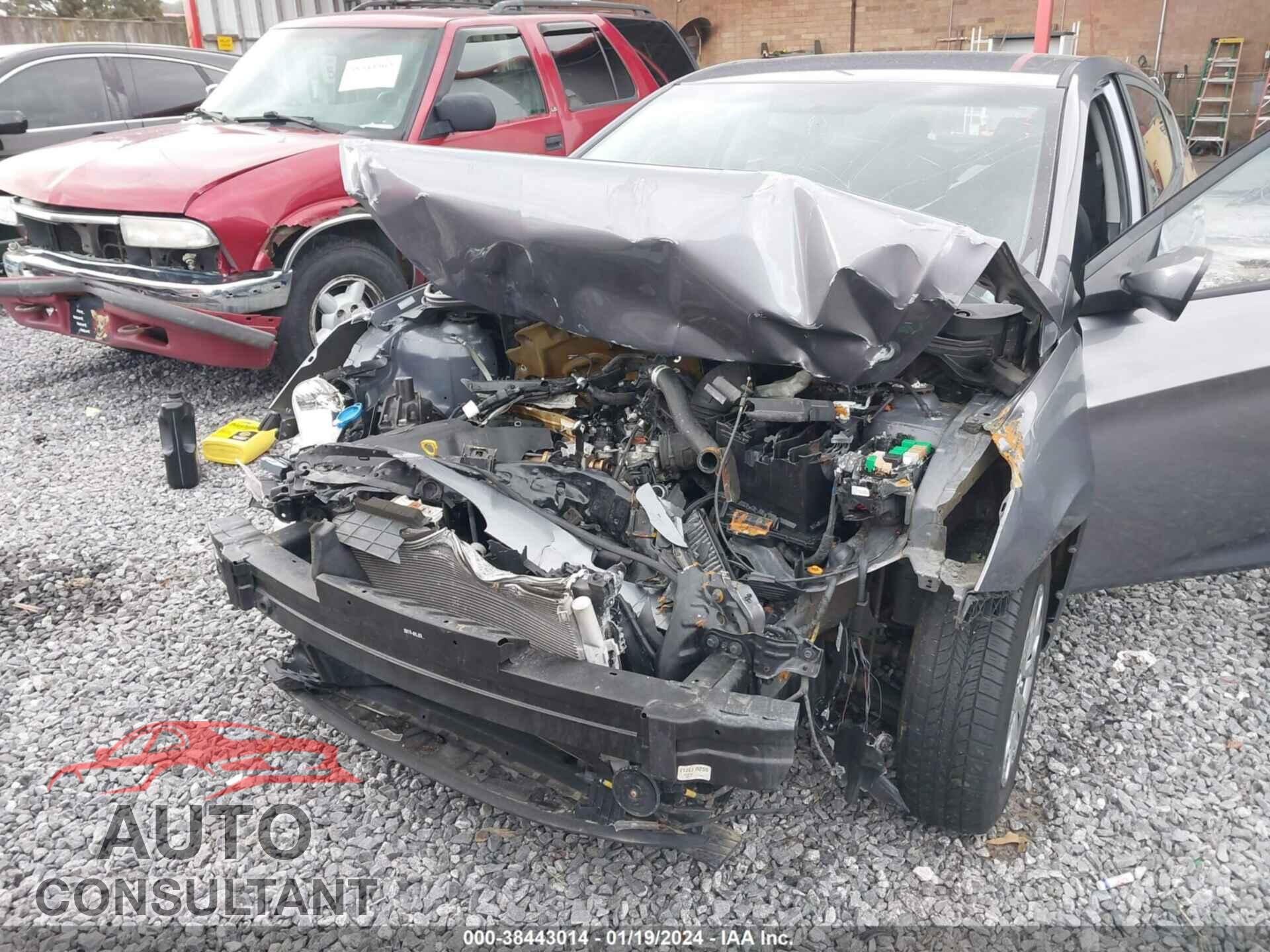 HYUNDAI ACCENT 2016 - KMHCT5AE3GU278157