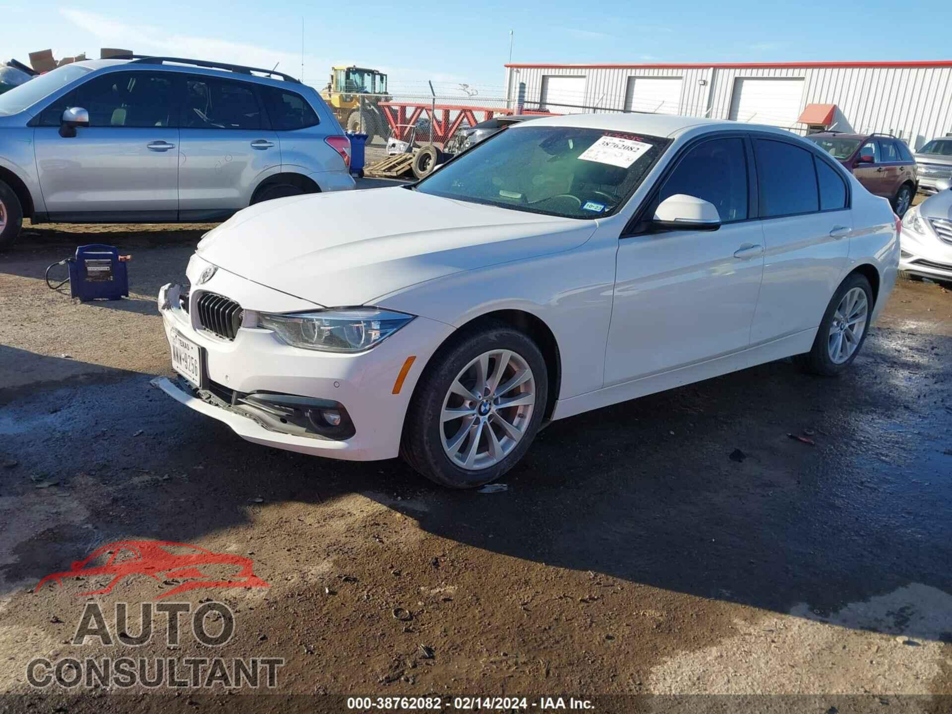 BMW 320I 2017 - WBA8E1G35HNU17281