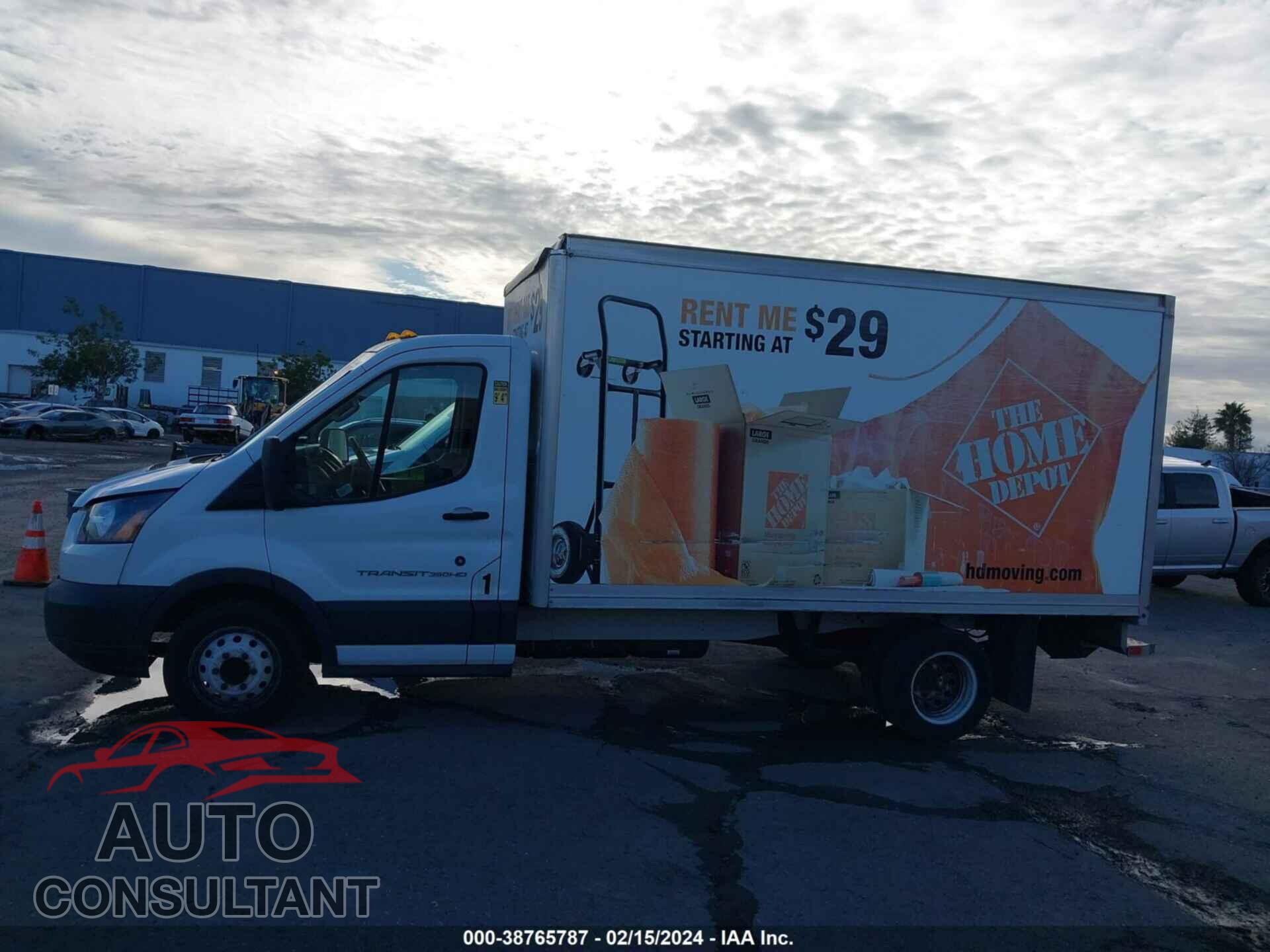FORD TRANSIT-350 CAB 2018 - 1FDBF8ZM0JKA62172