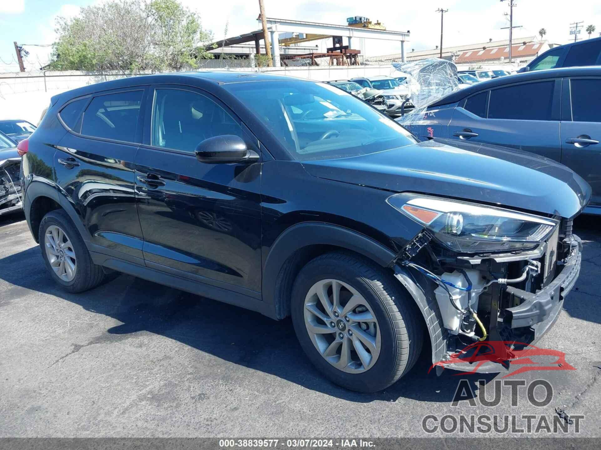 HYUNDAI TUCSON 2018 - KM8J23A40JU633833