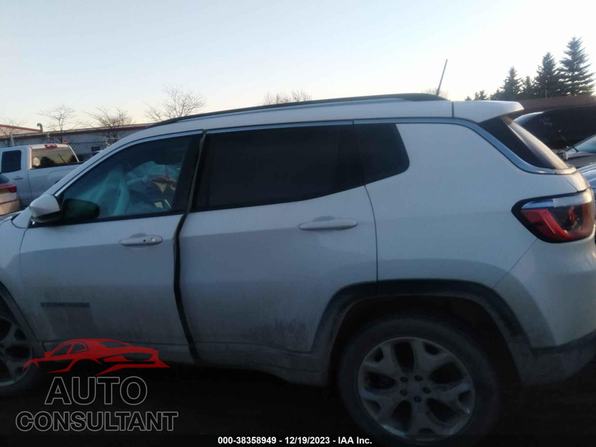 JEEP COMPASS 2019 - 3C4NJDCB9KT620679