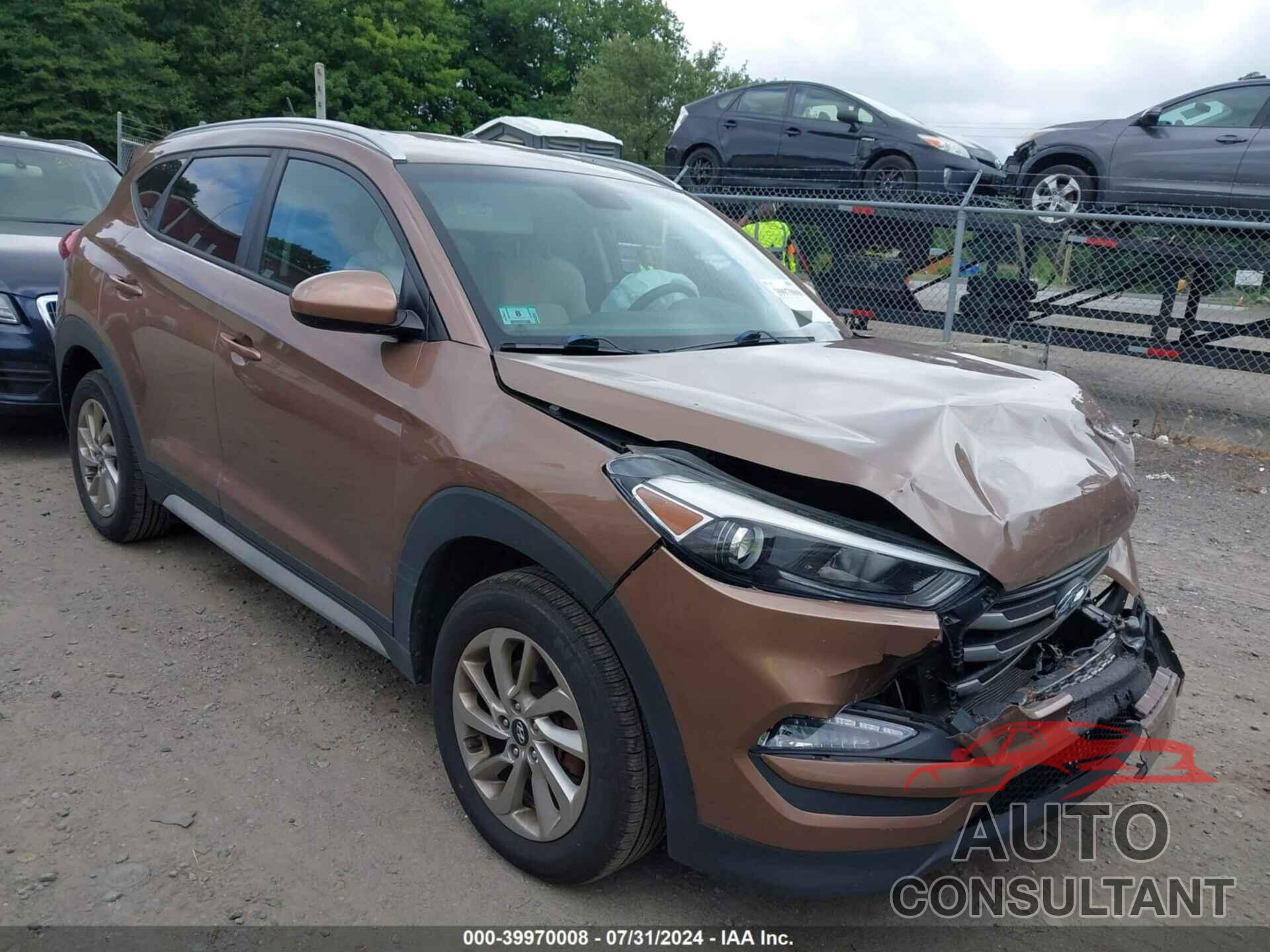 HYUNDAI TUCSON 2017 - KM8J3CA48HU411175