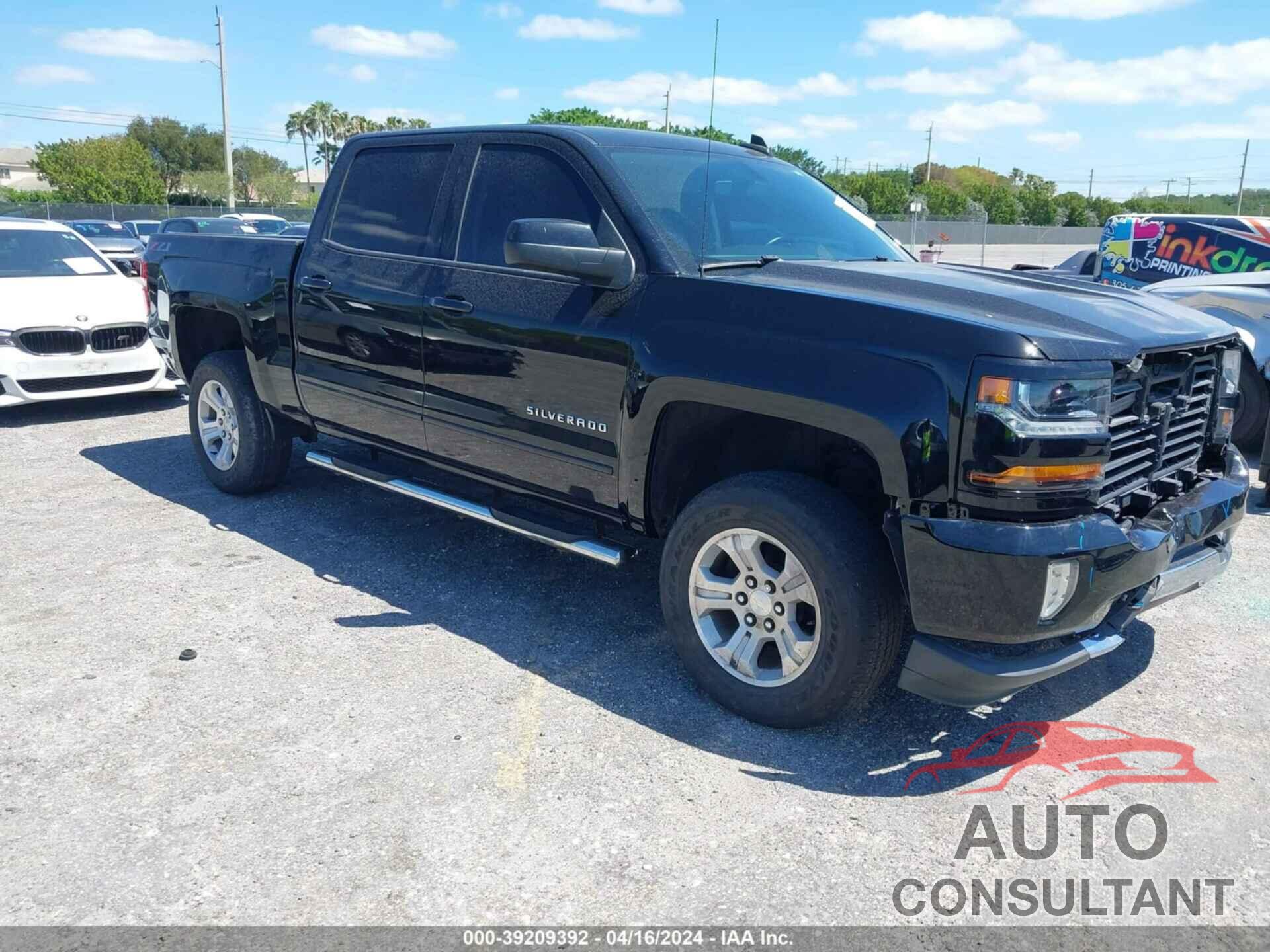CHEVROLET SILVERADO 1500 2018 - 3GCUKREC2JG346258