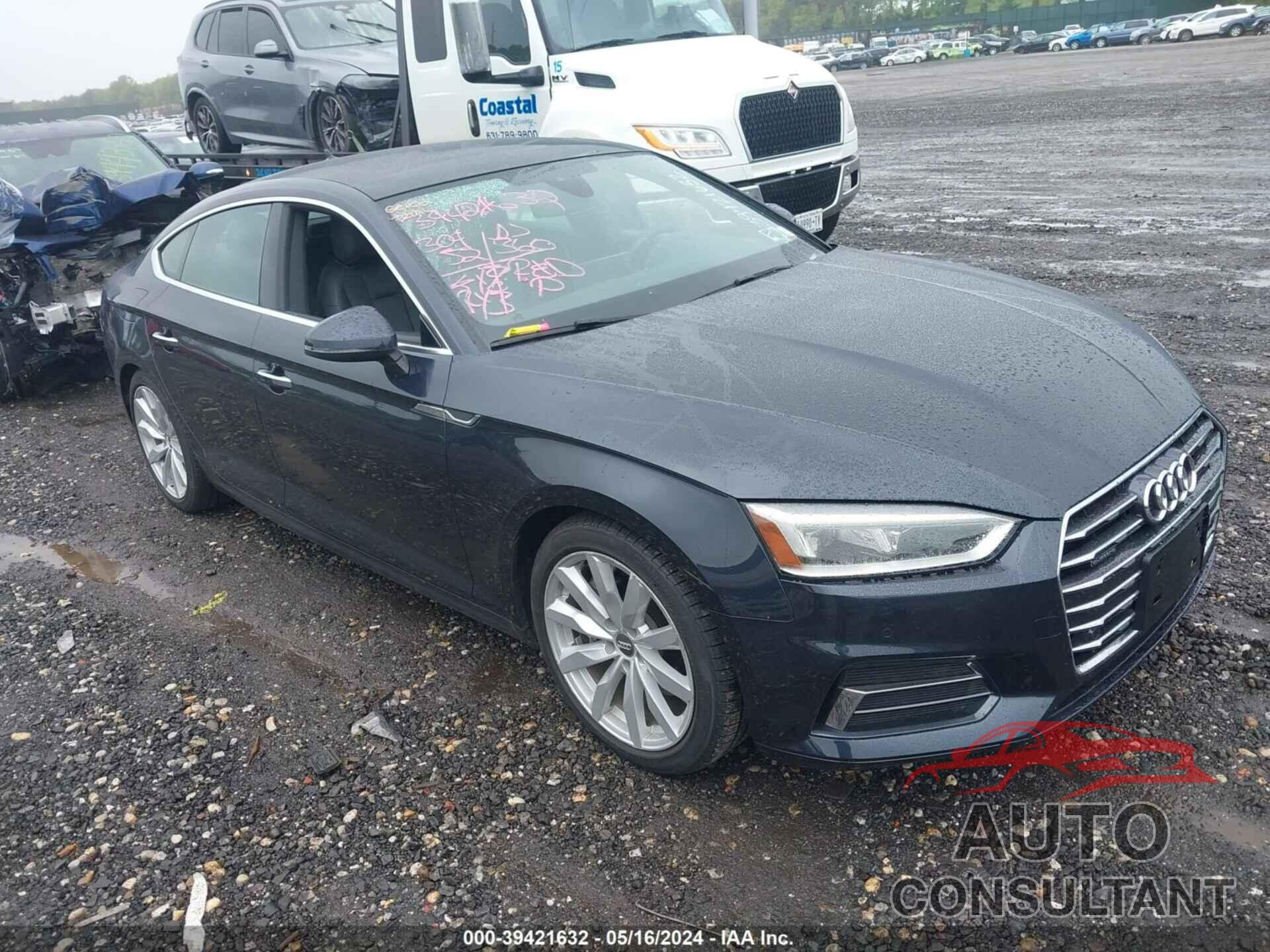 AUDI A5 2018 - WAUBNCF59JA134917