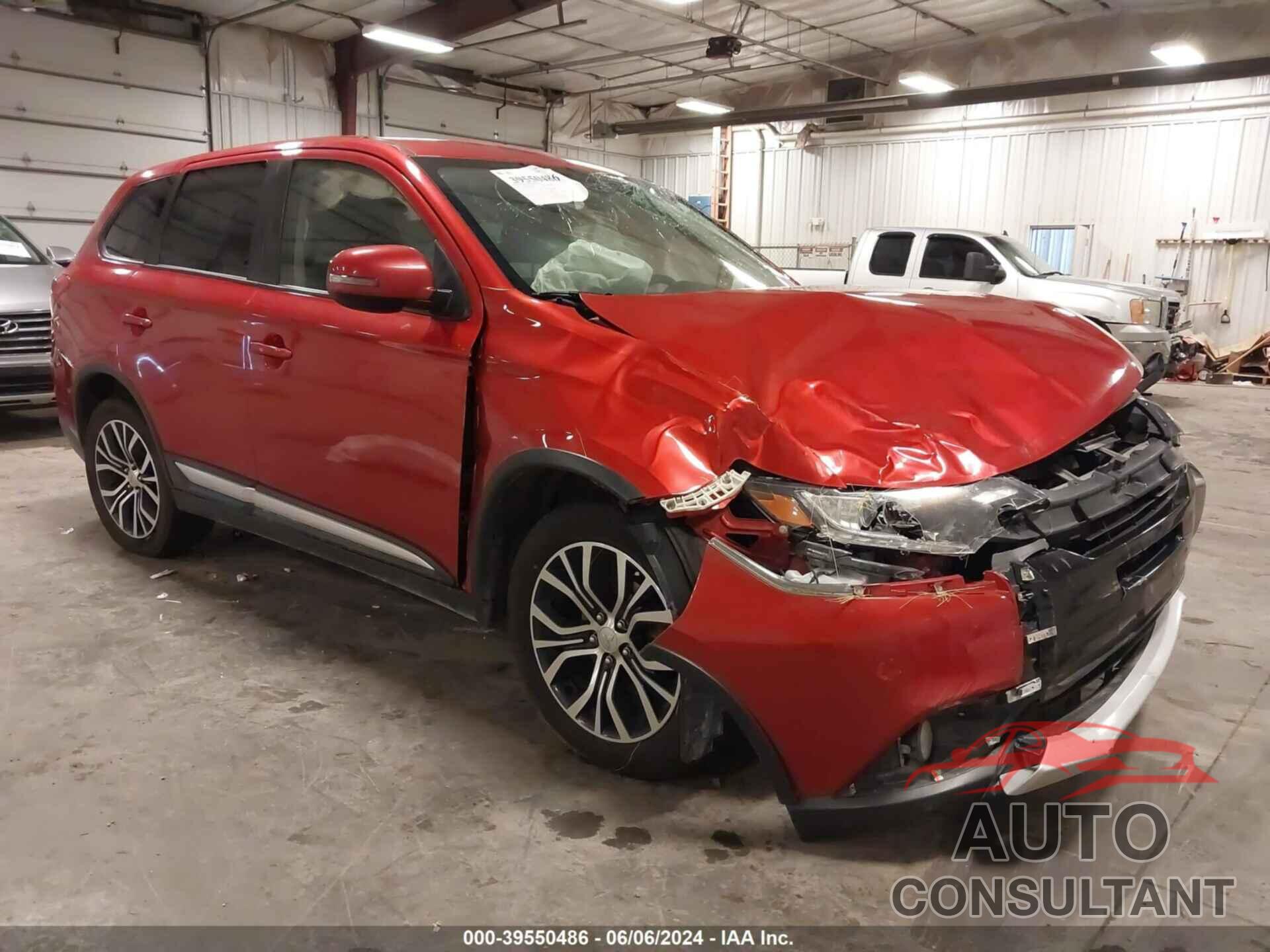 MITSUBISHI OUTLANDER 2018 - JA4AD3A39JZ041463