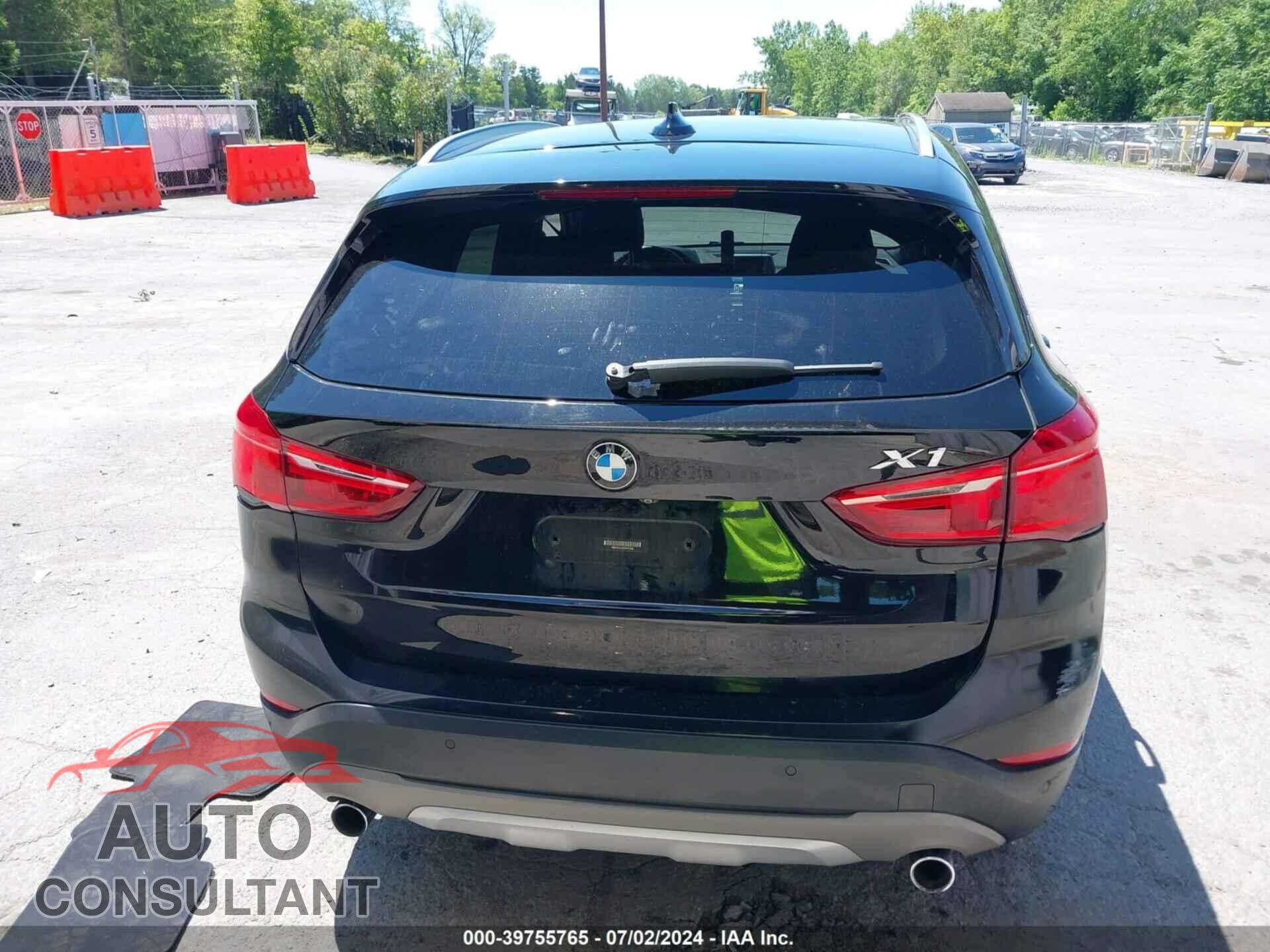 BMW X1 2016 - WBXHT3C32G5F67282