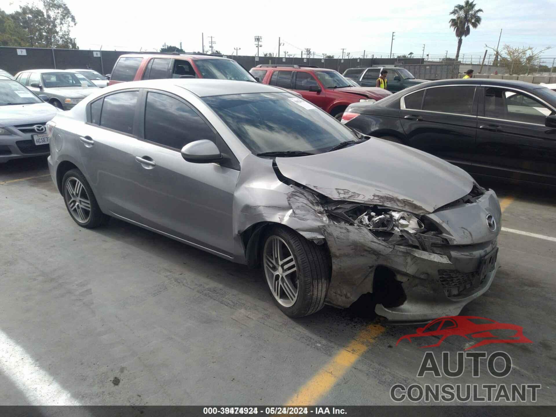 MAZDA MAZDA3 2013 - JM1BL1TF7D1729635
