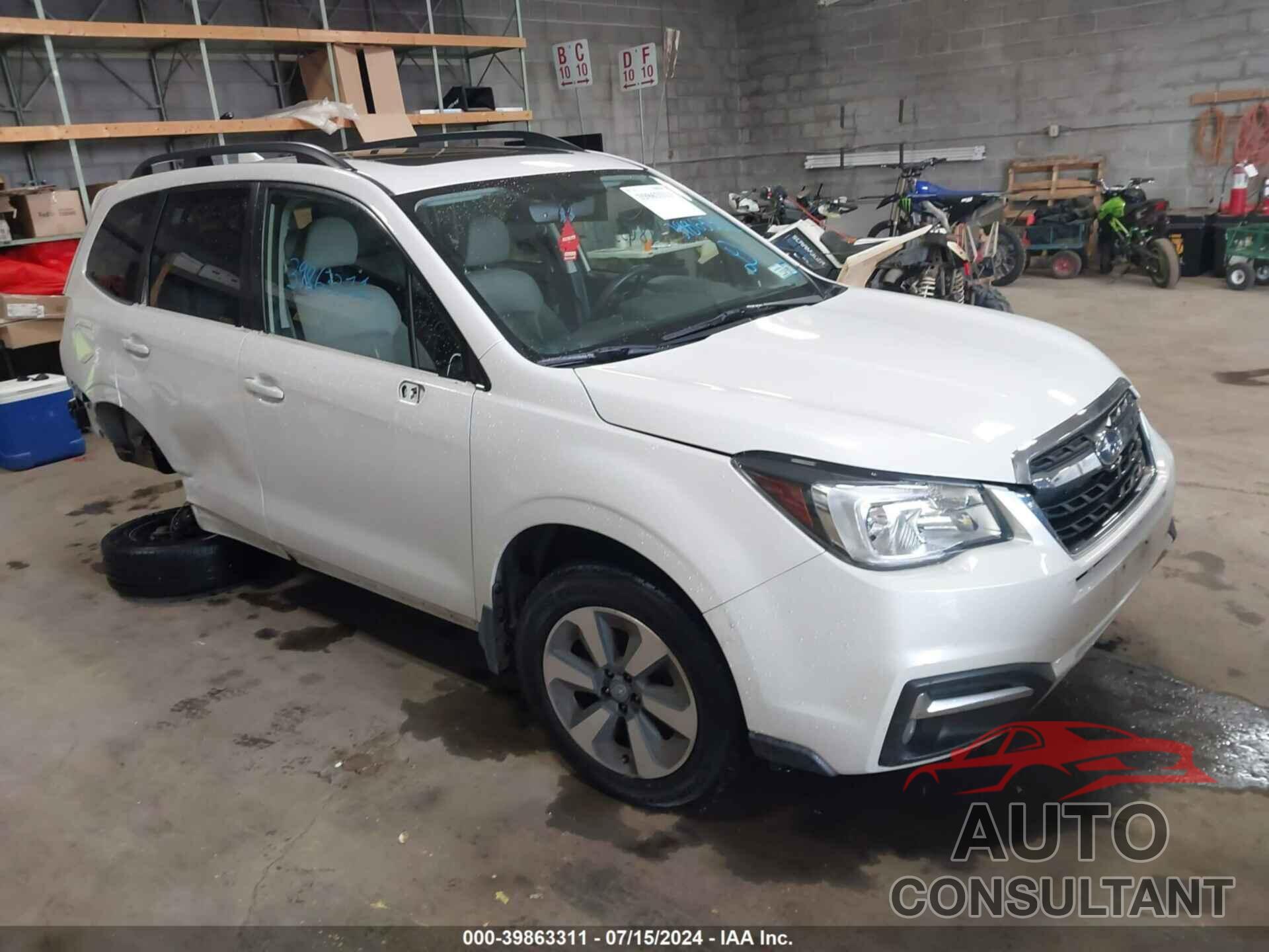 SUBARU FORESTER 2017 - JF2SJAJC9HH412856