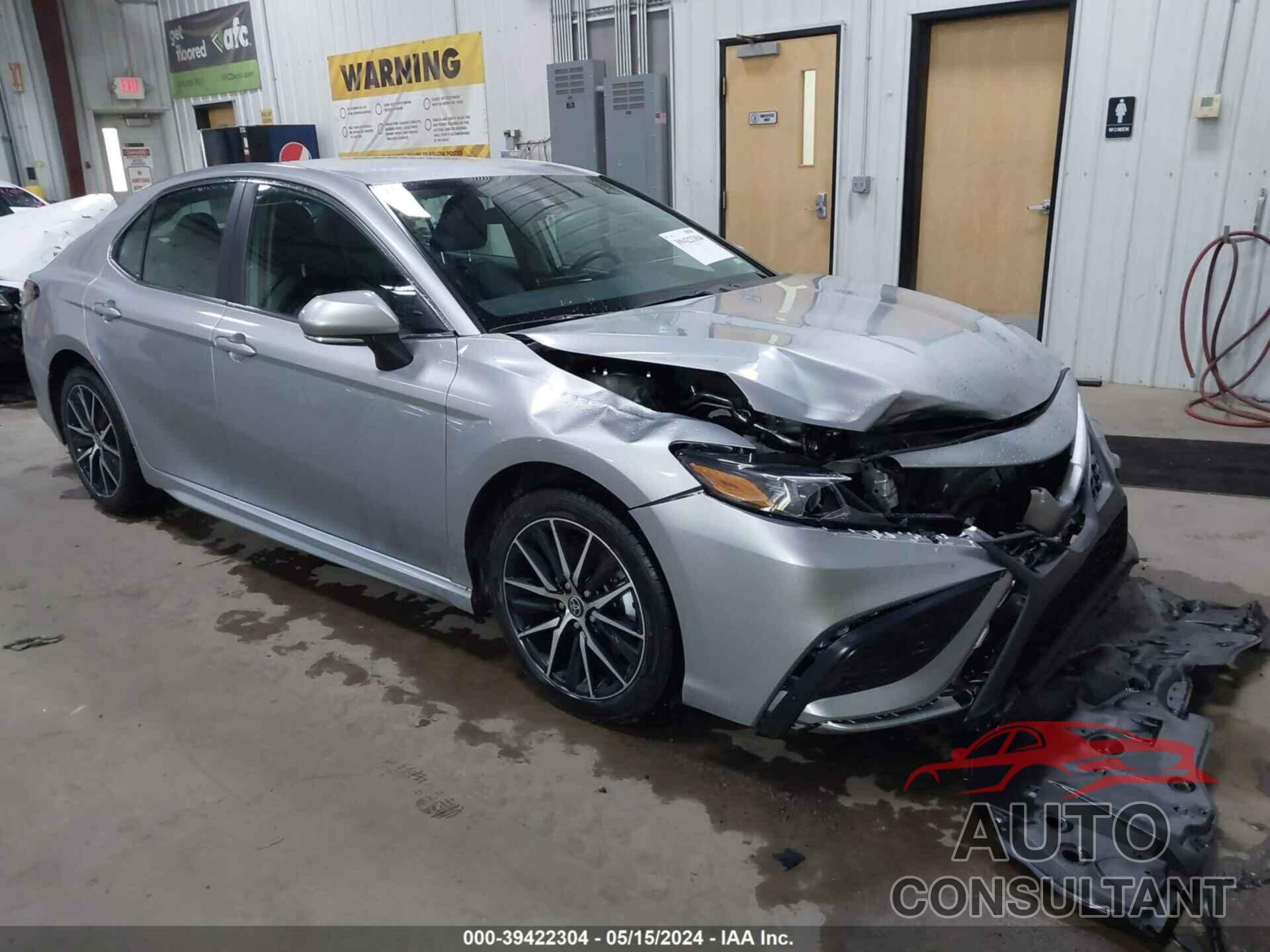TOYOTA CAMRY 2023 - 4T1G11AK9PU760802