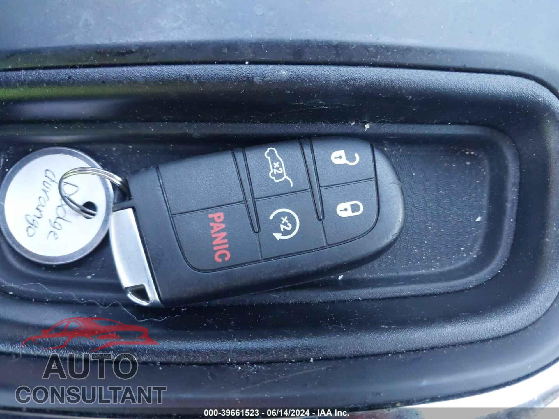 DODGE DURANGO 2017 - 1C4RDJDG3HC704082