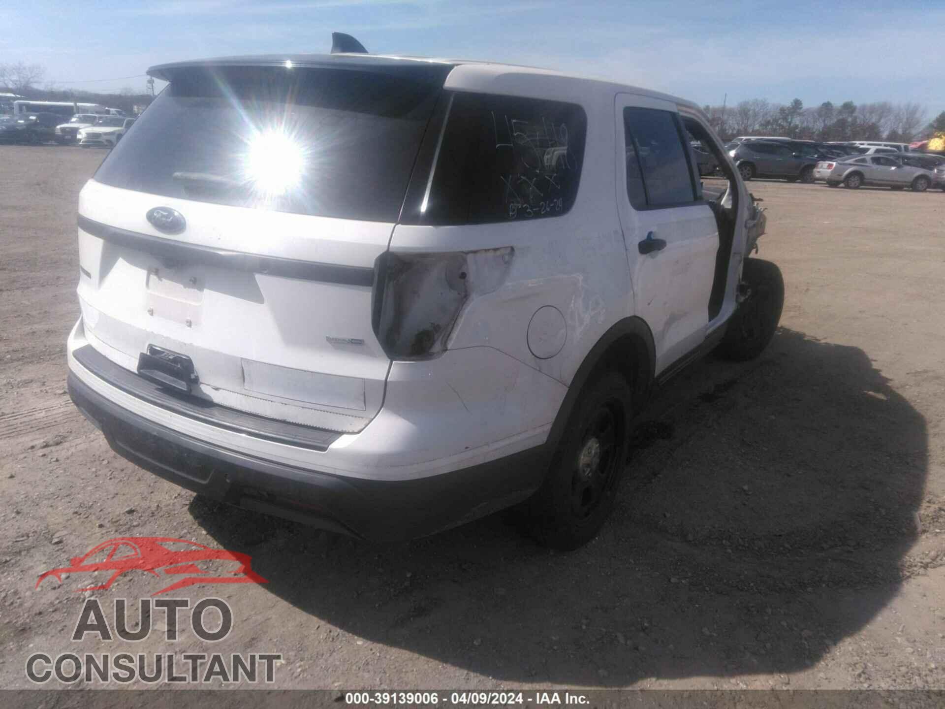 FORD POLICE INTERCEPTOR UTILITY 2018 - 1FM5K8AR8JGB46677