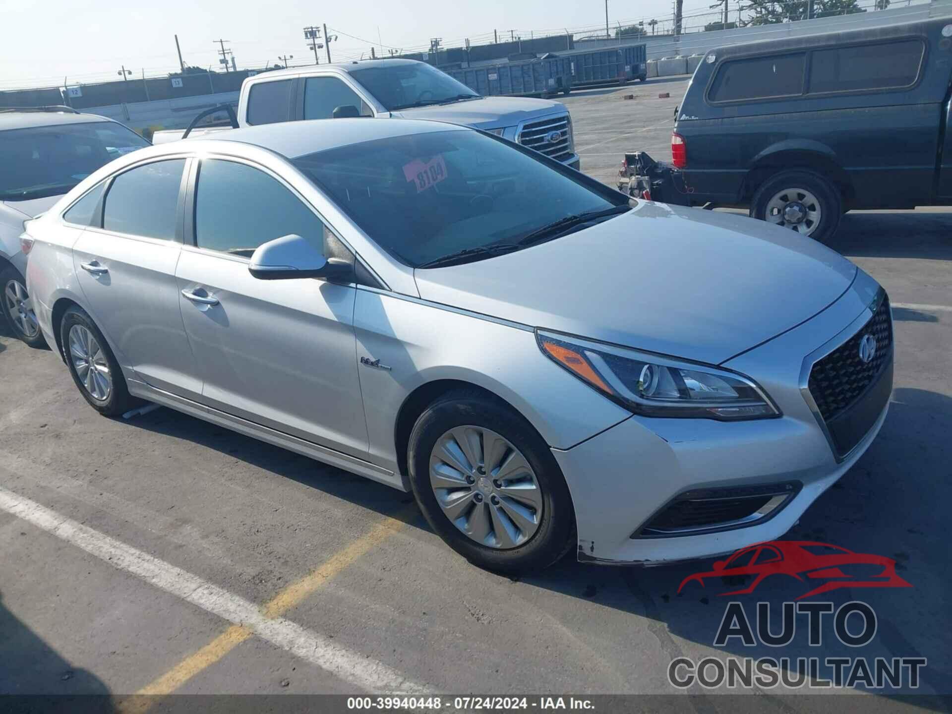 HYUNDAI SONATA HYBRID 2016 - KMHE24L1XGA025371