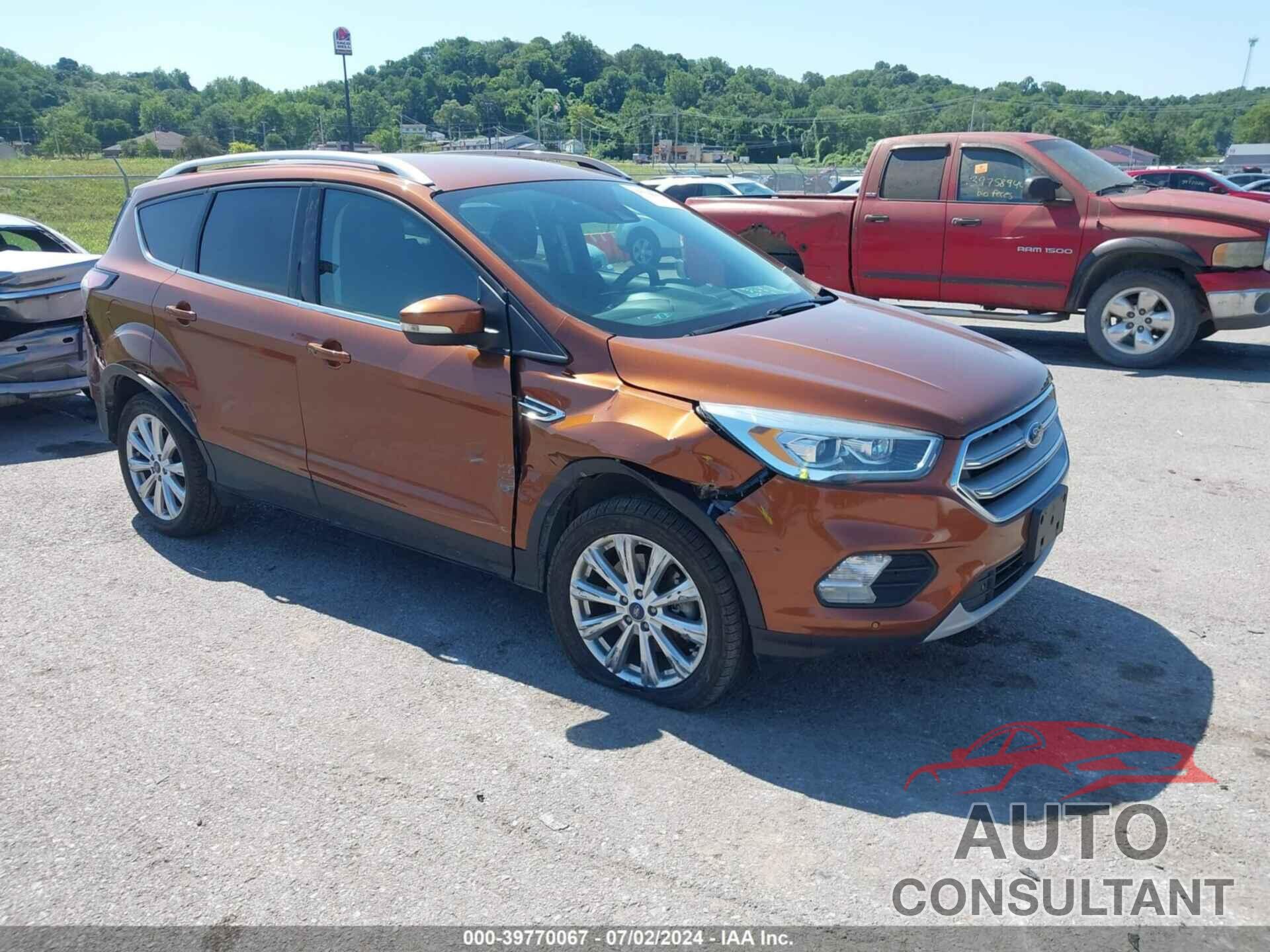 FORD ESCAPE 2017 - 1FMCU9JD6HUC33825