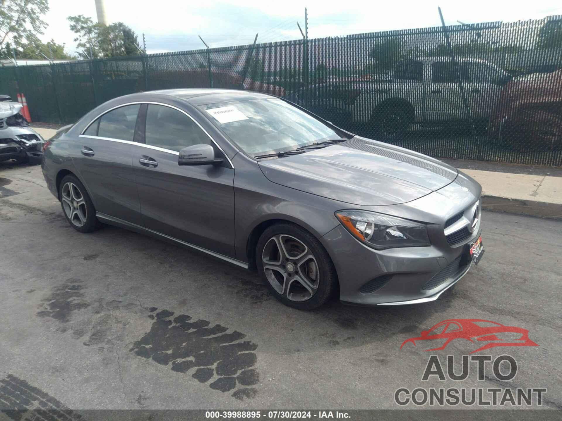 MERCEDES-BENZ CLA 250 2017 - WDDSJ4GB5HN418773