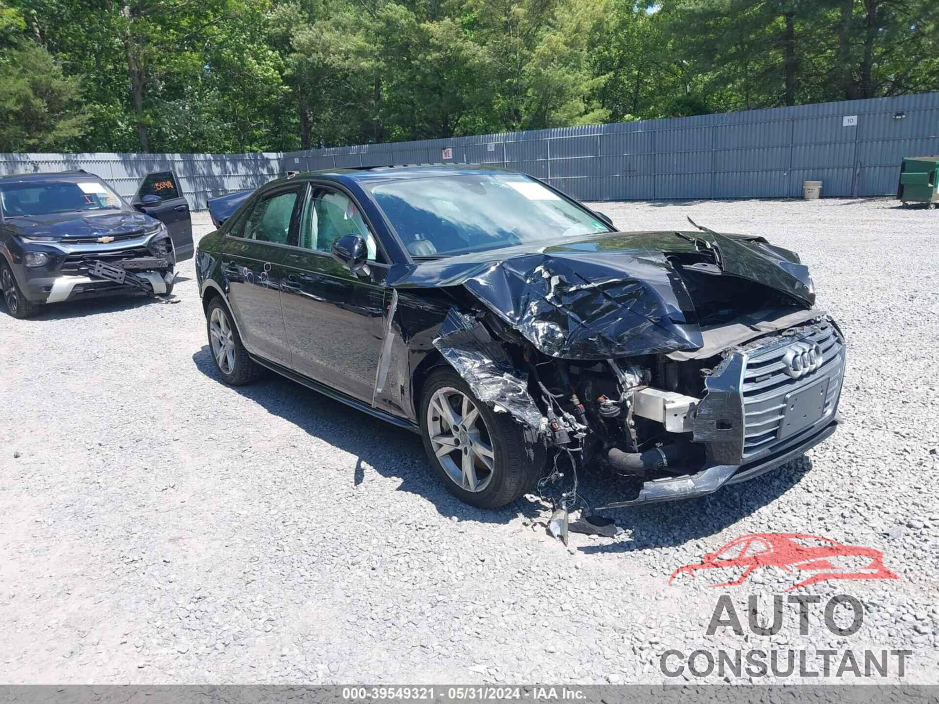 AUDI A4 2018 - WAUDNAF42JN018696