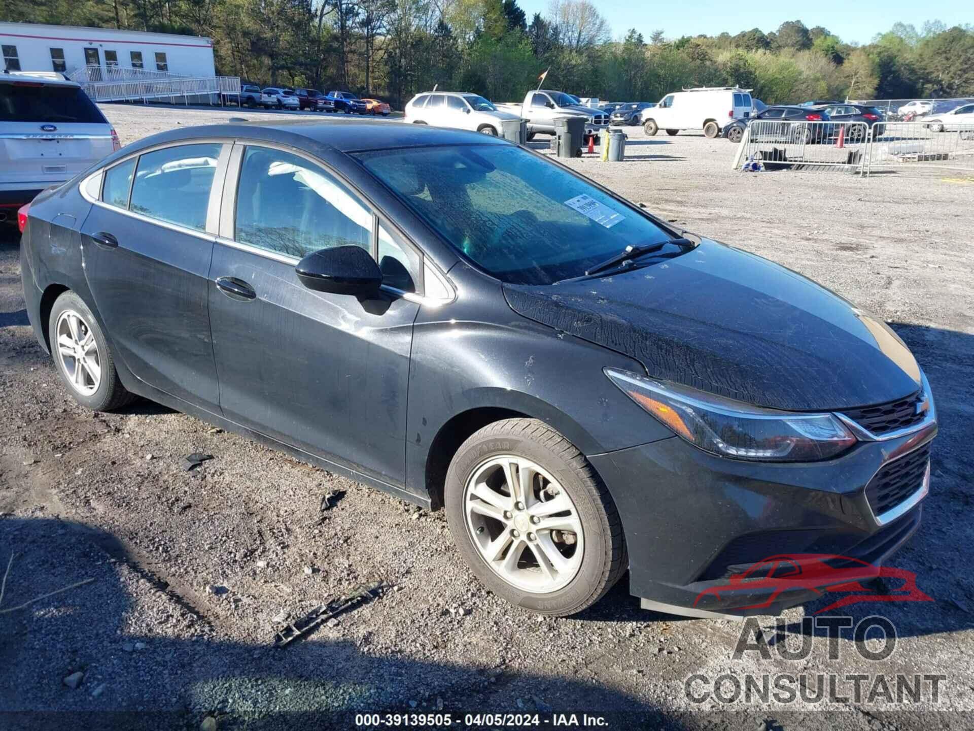 CHEVROLET CRUZE 2018 - 1G1BE5SM9J7114619