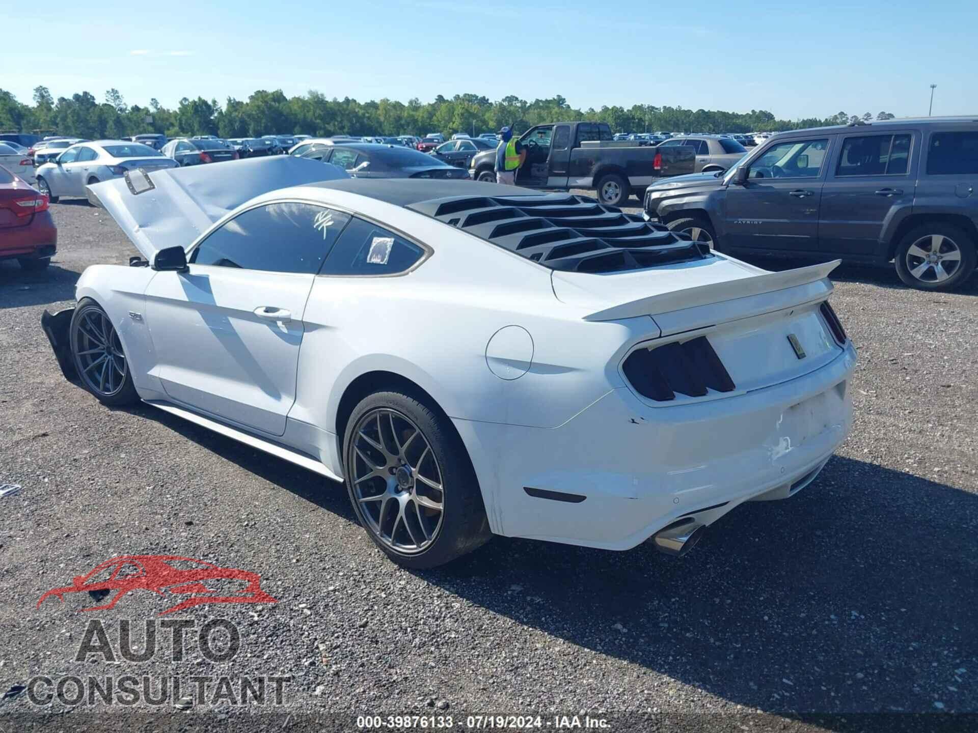 FORD MUSTANG 2017 - 1FA6P8CF5H5322061