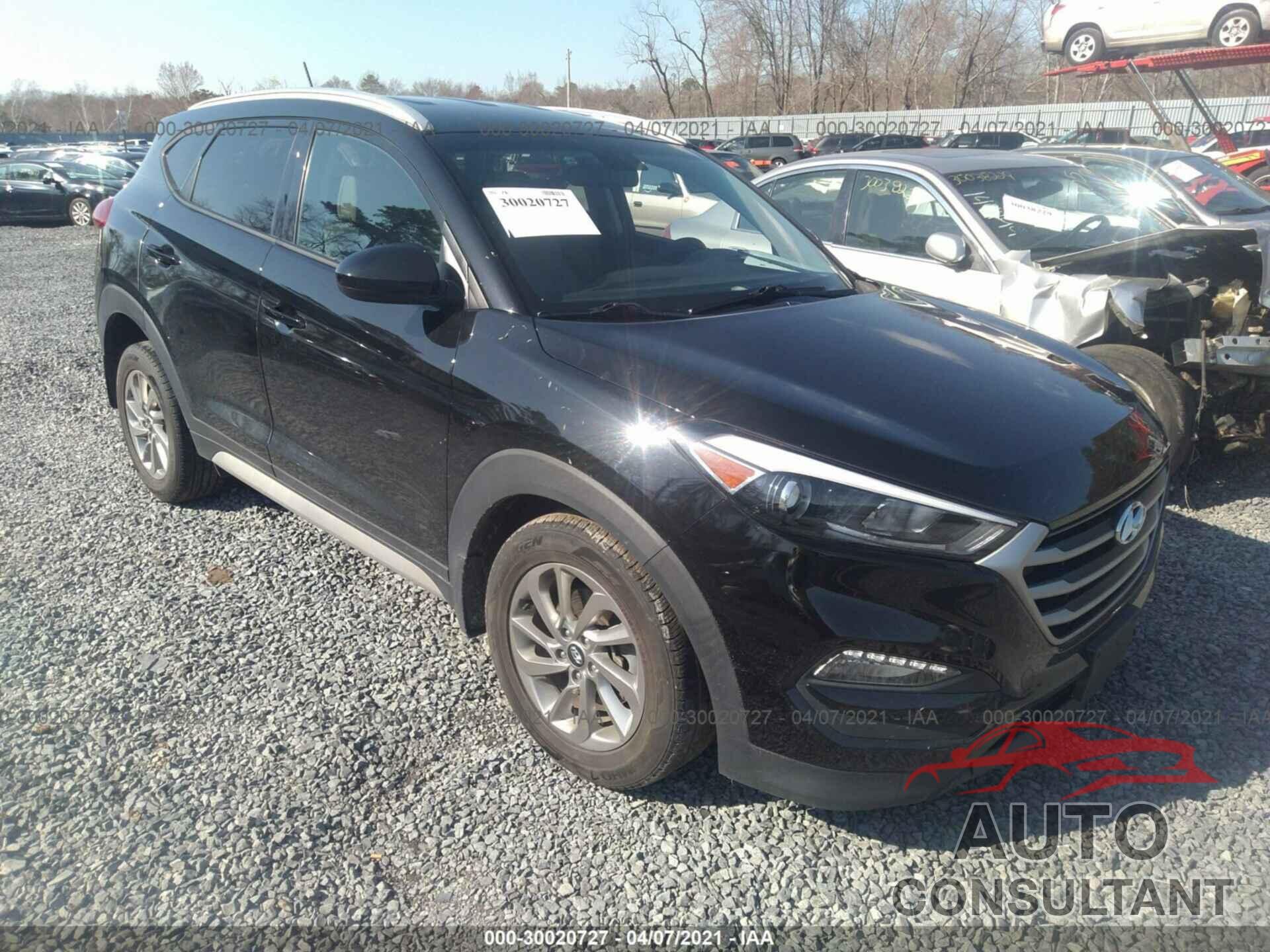 HYUNDAI TUCSON 2017 - KM8J3CA43HU584246