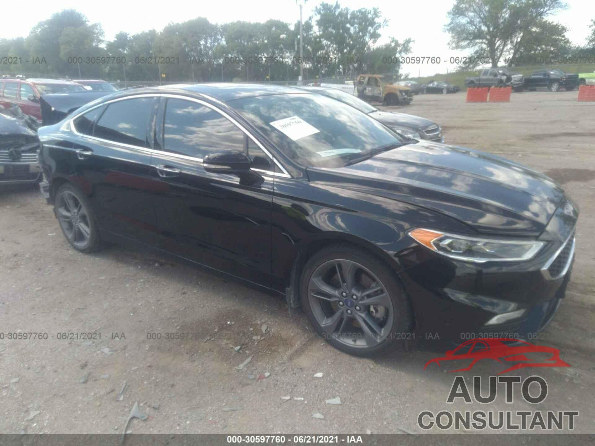 FORD FUSION 2018 - 3FA6P0VP0JR115040