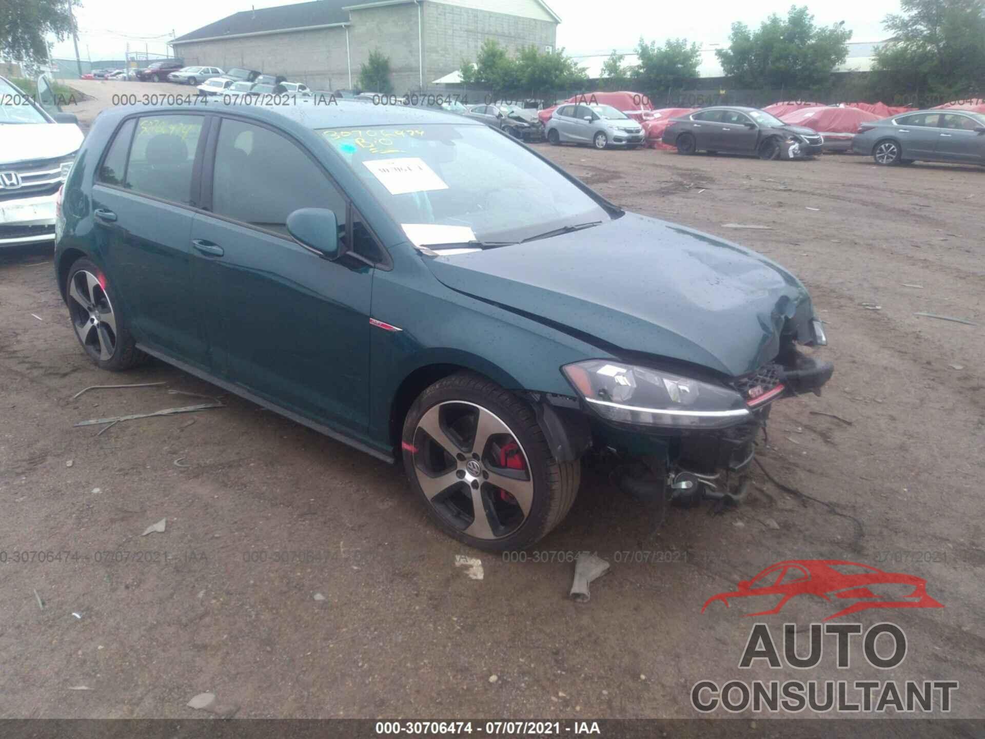 VOLKSWAGEN GOLF GTI 2019 - 3VW5T7AU5KM000497