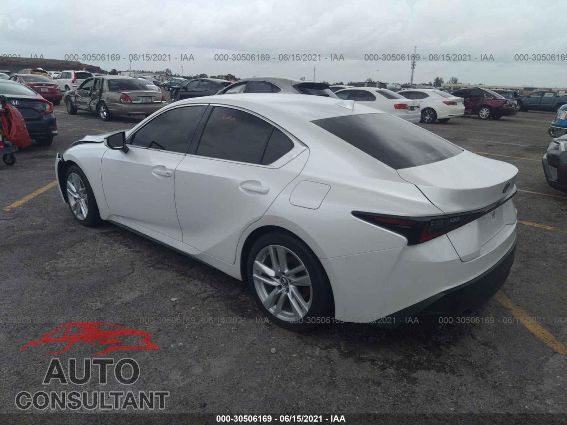 LEXUS IS 2021 - JTHAA1D20M5113585